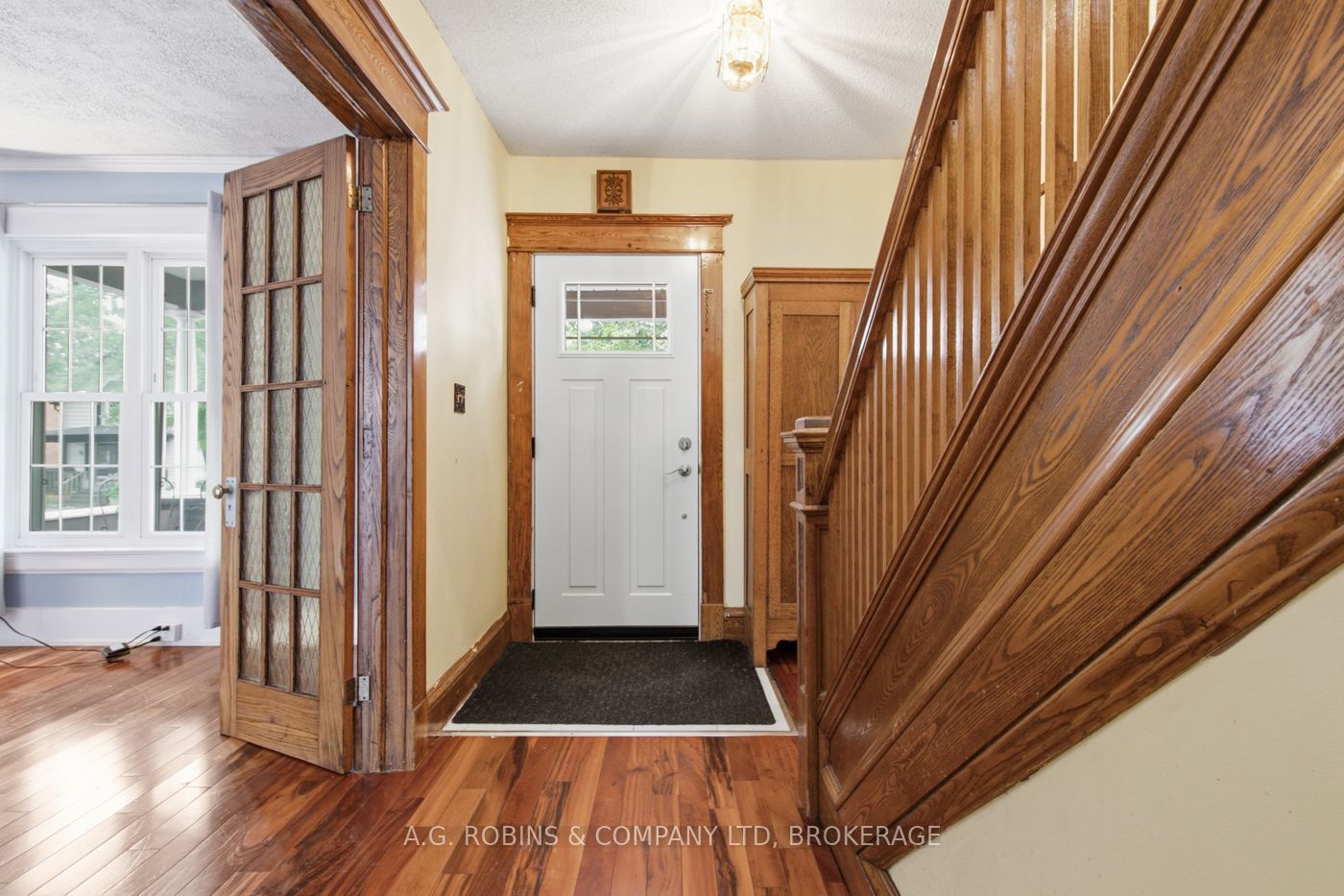 6345 Barker Street, Niagara Falls, ON L2G 1Y6 photo 4