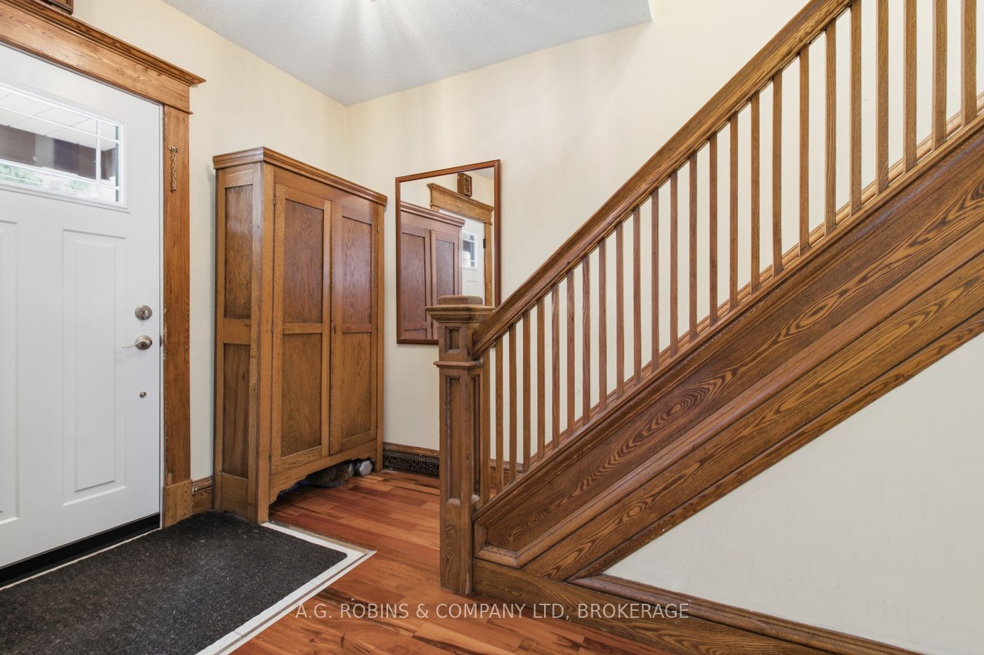 6345 Barker Street, Niagara Falls, ON L2G 1Y6 photo 5