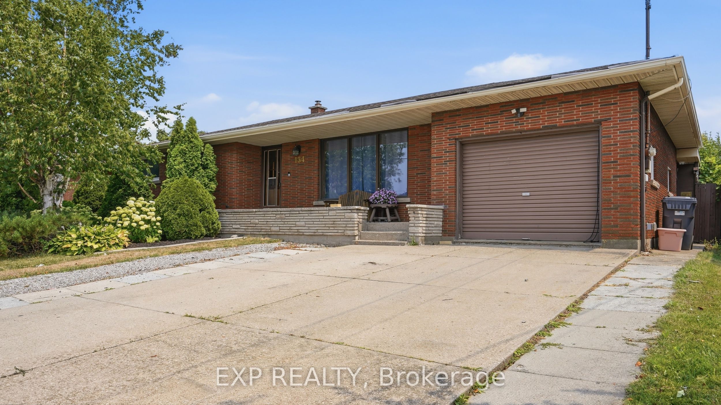 134 Wellington Street, Welland, ON L3B 1B3 photo 2