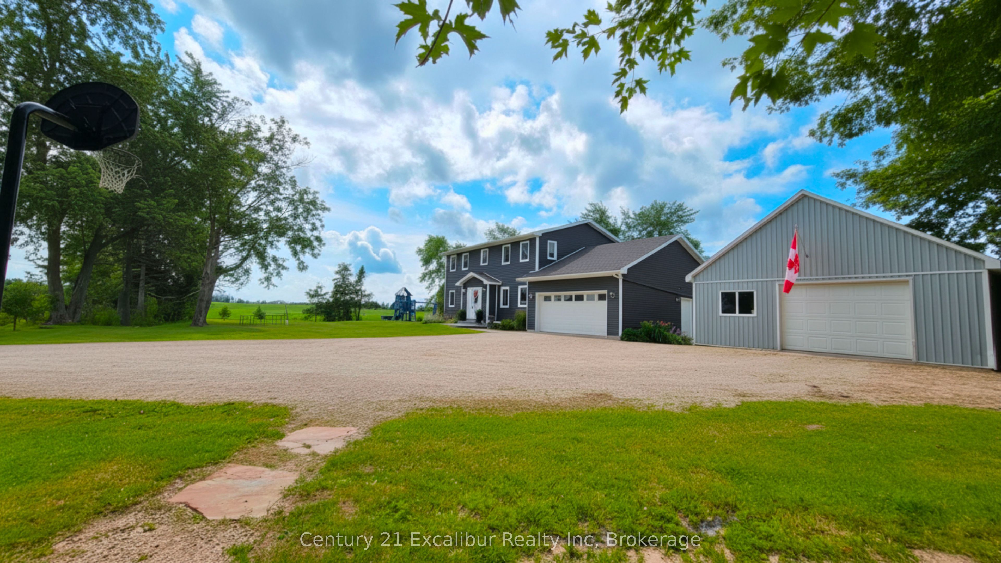 7104 Sixth line Road W, Centre Wellington, ON N0B 1J0 photo 3