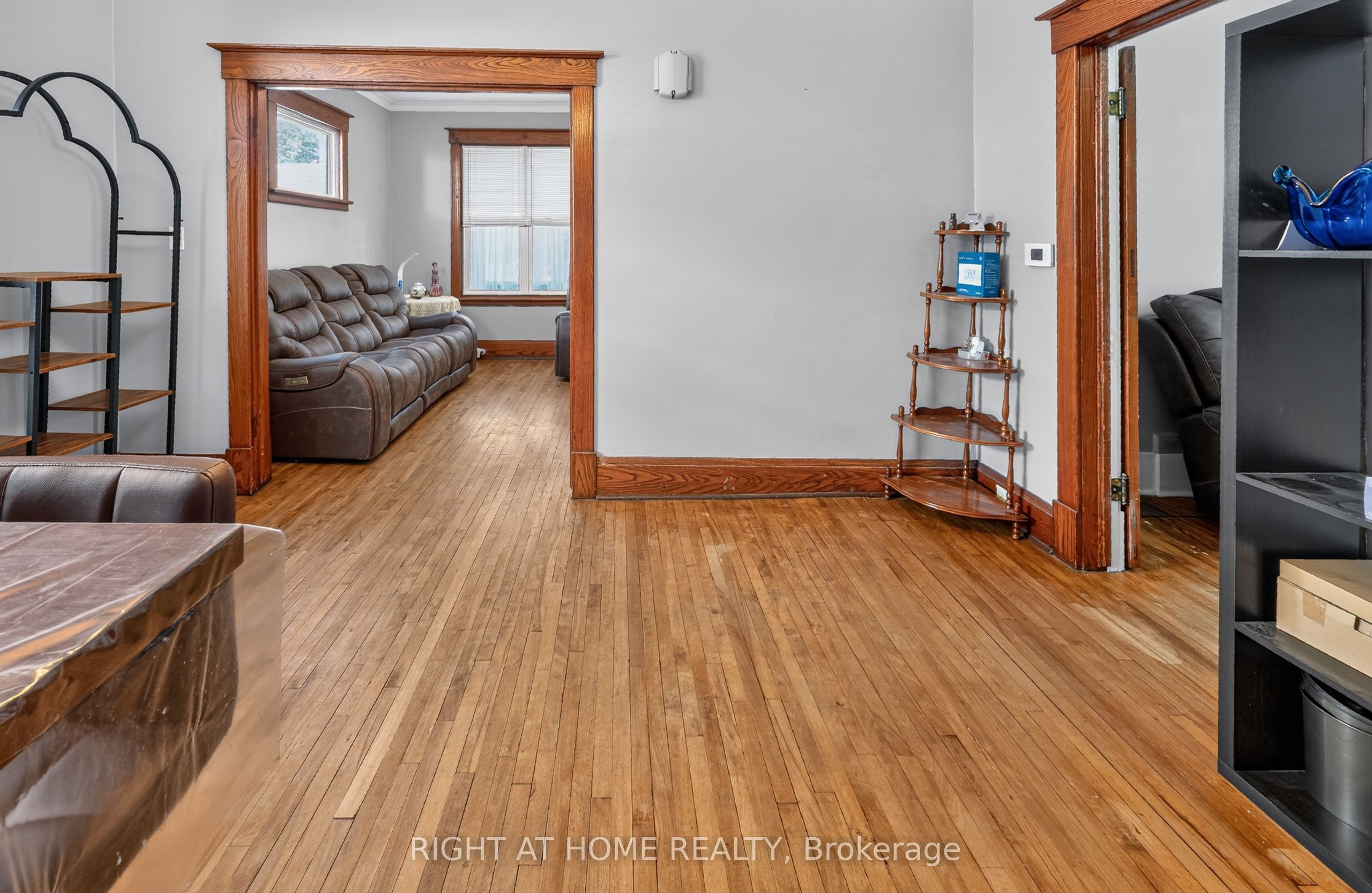 72 Maple Street, St. Thomas, ON N5R 1Z1 photo 2