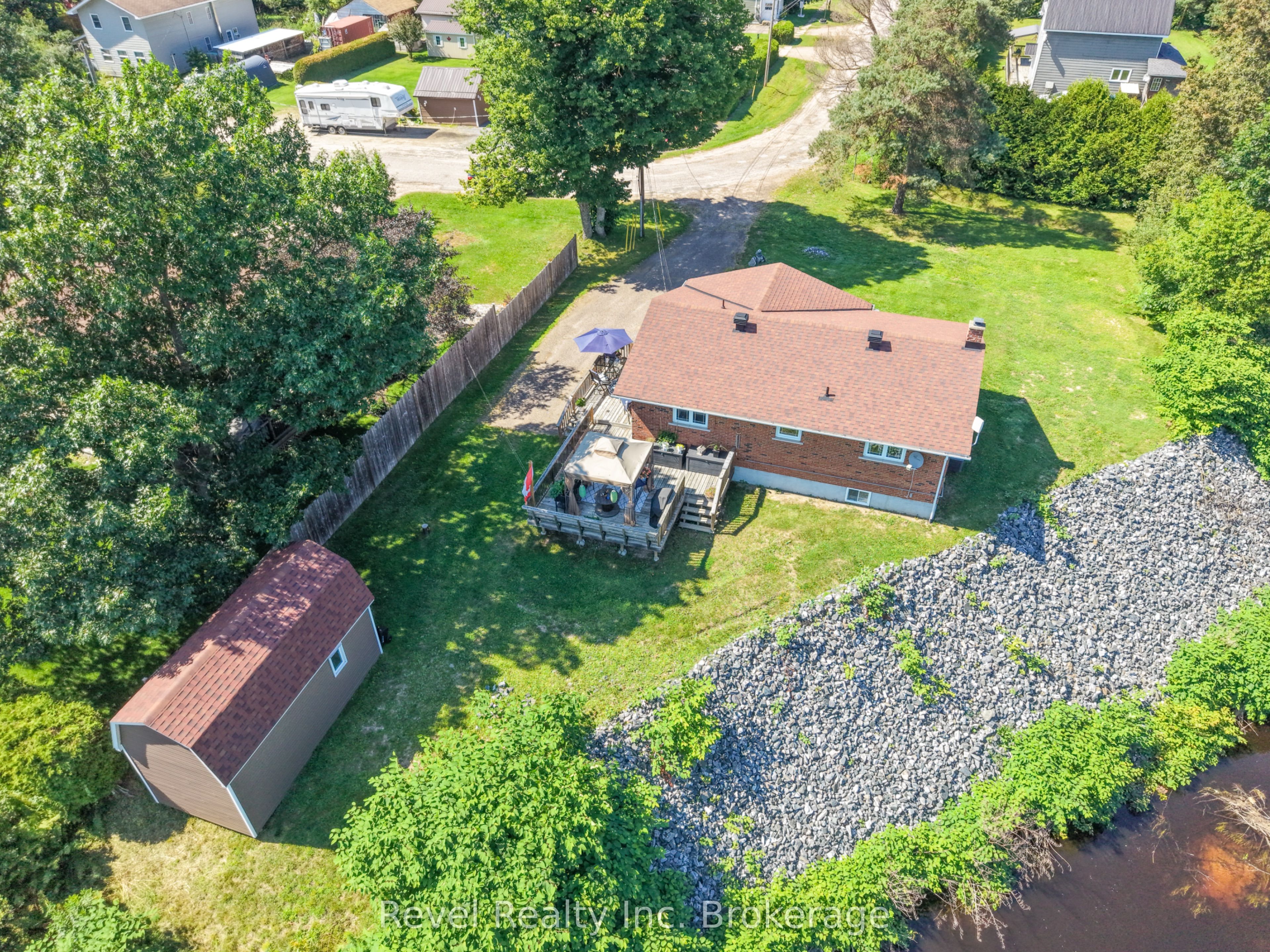 201 Bird Street, Powassan, ON P0H 2L0 photo 4