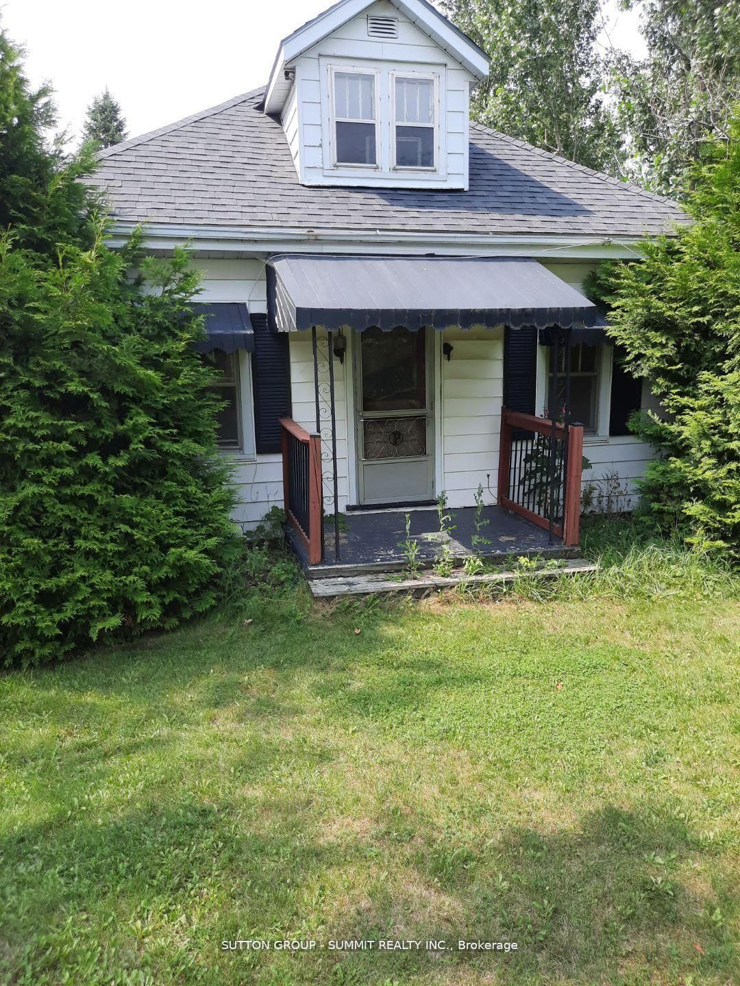 663 County Rd 15, Prince Edward County, ON K0K 2T0