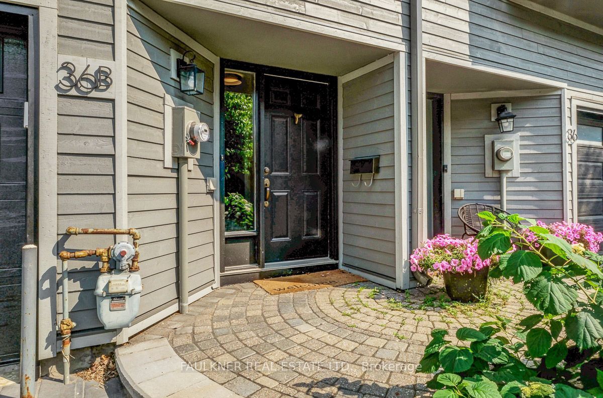 36 Dufferin Road, New Edinburgh - Lindenlea, ON K1M 2A8 photo 3