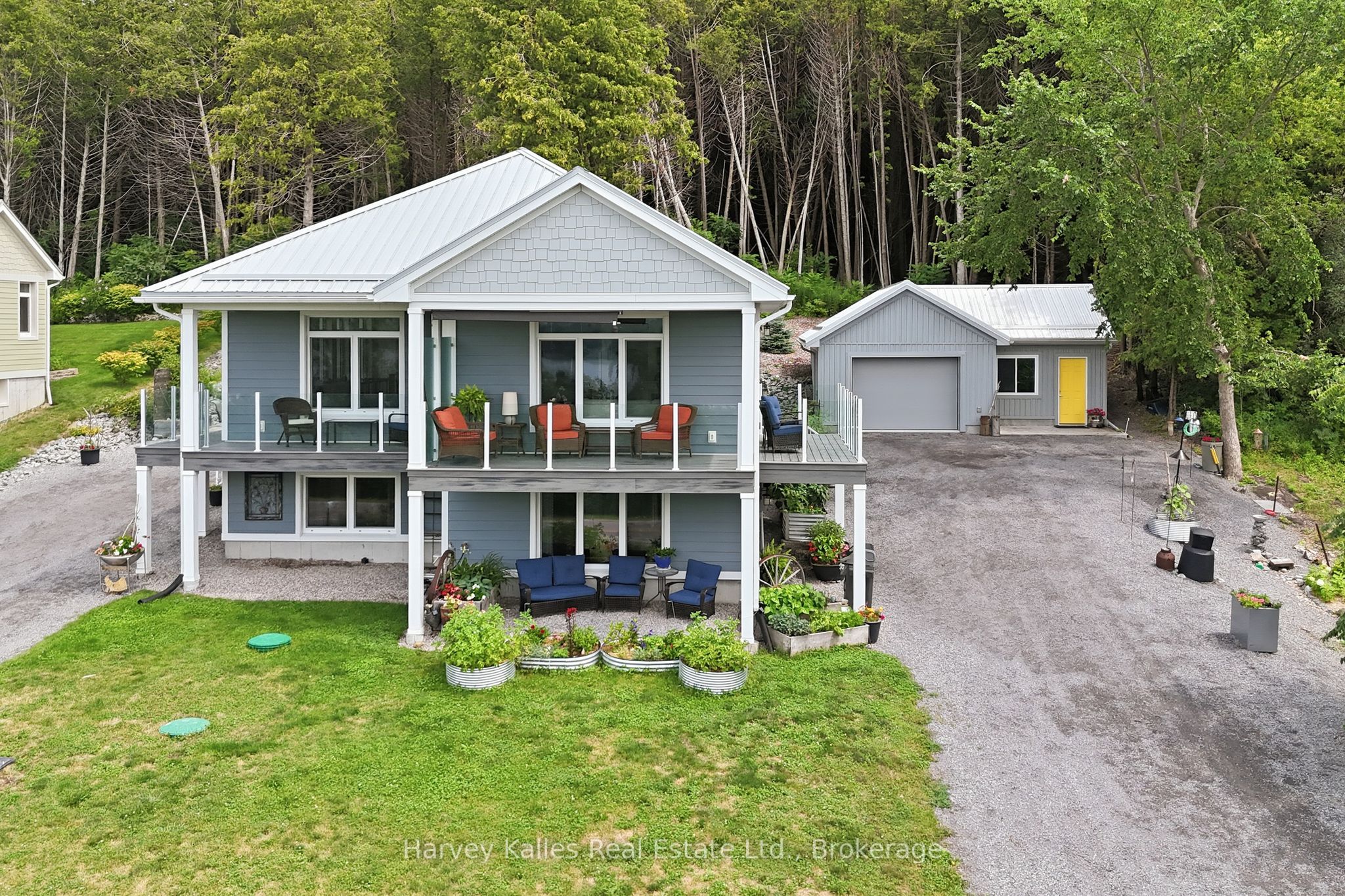 12399 Loyalist Parkway, Prince Edward County, ON K0K 2T0