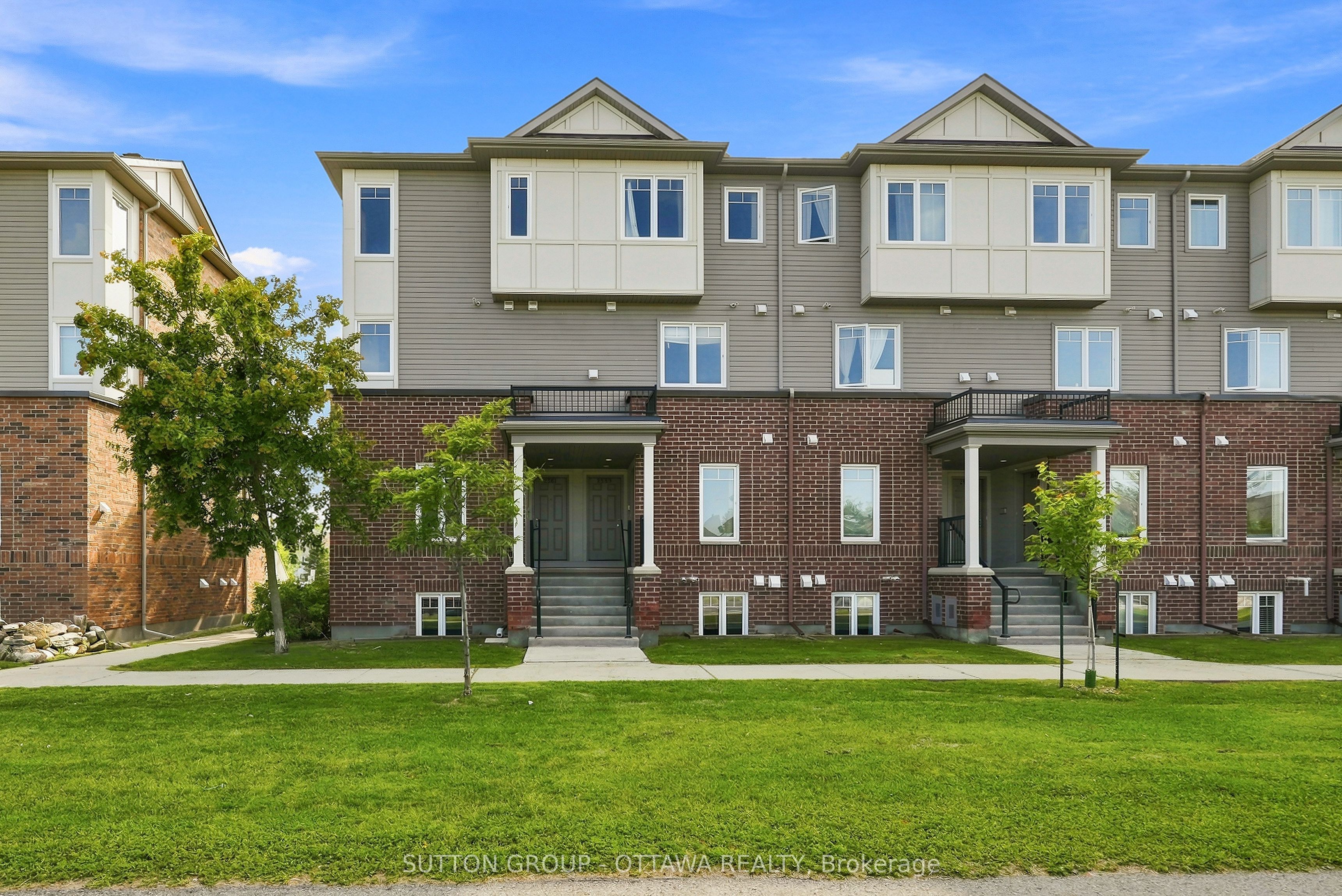 2563 Longfields Drive, Barrhaven, ON K2J 2L7