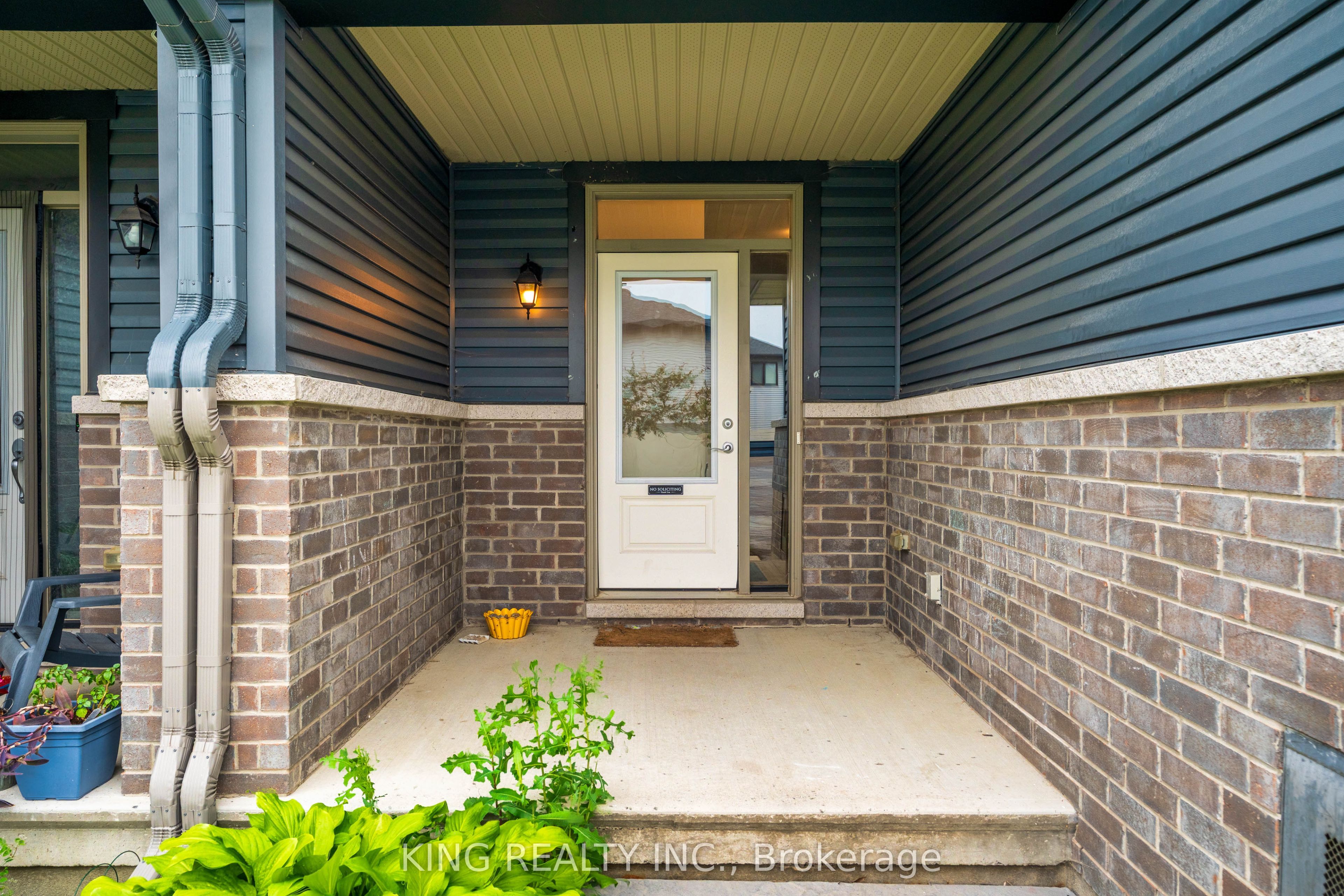 189C Shinny Avenue, Stittsville - Munster - Richmond, ON K2S 1S3 photo 4