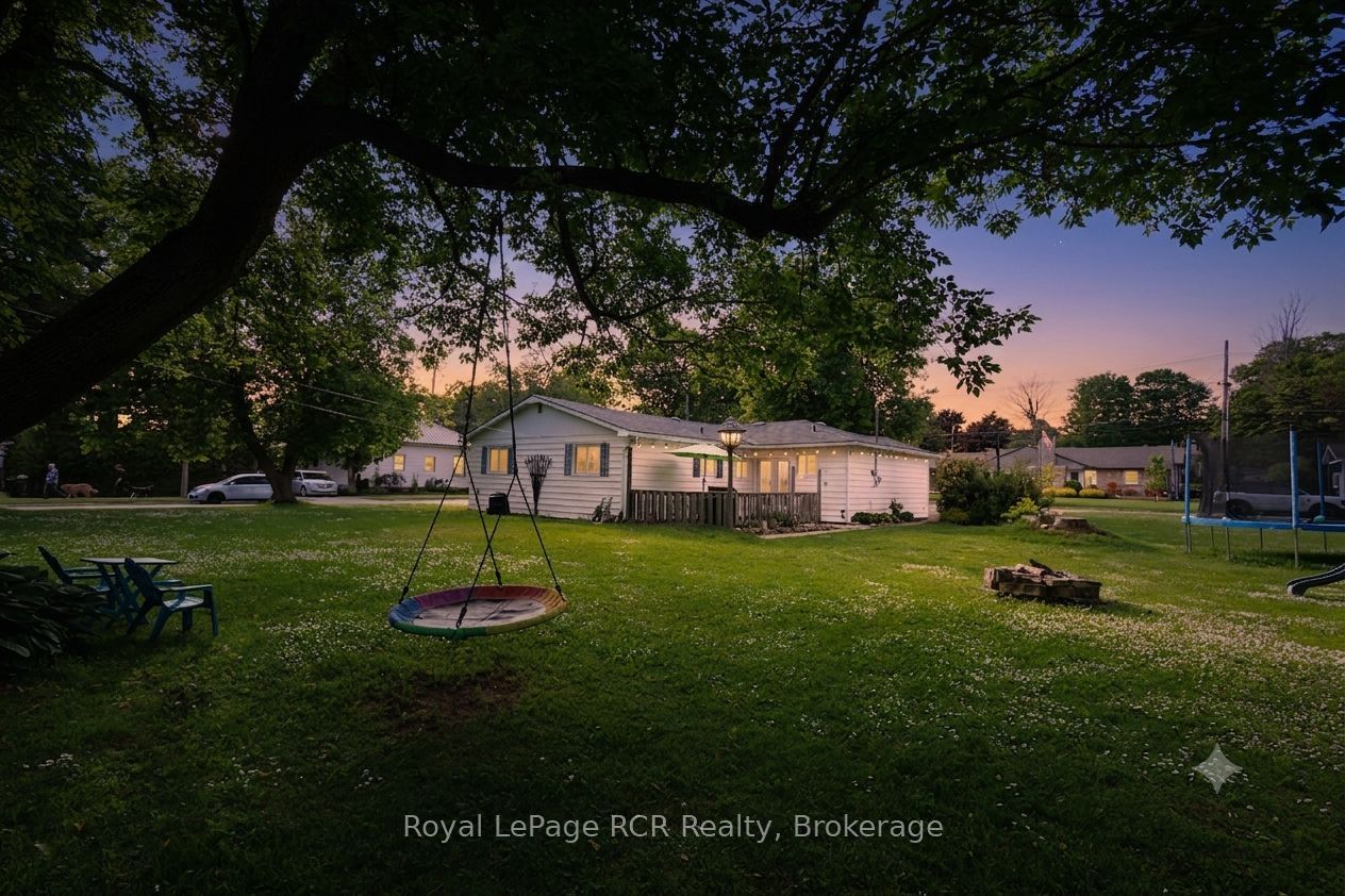 223 Division Street, South Bruce Peninsula, ON N0H 2T0 photo 3
