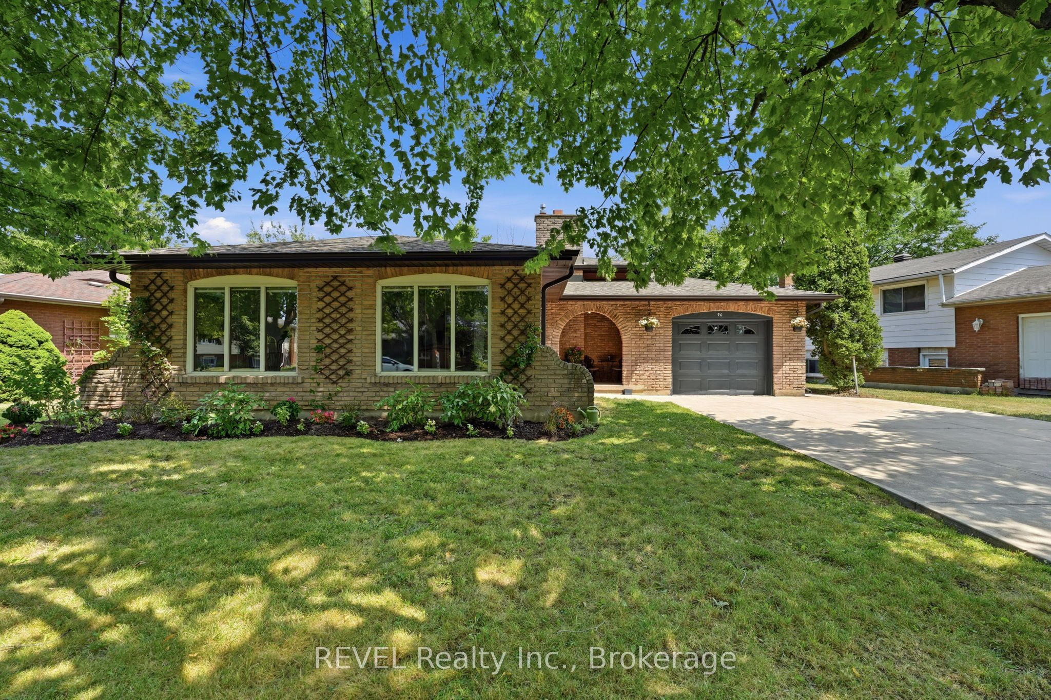96 Wellbrook Boulevard, Welland, ON L3C 5T4