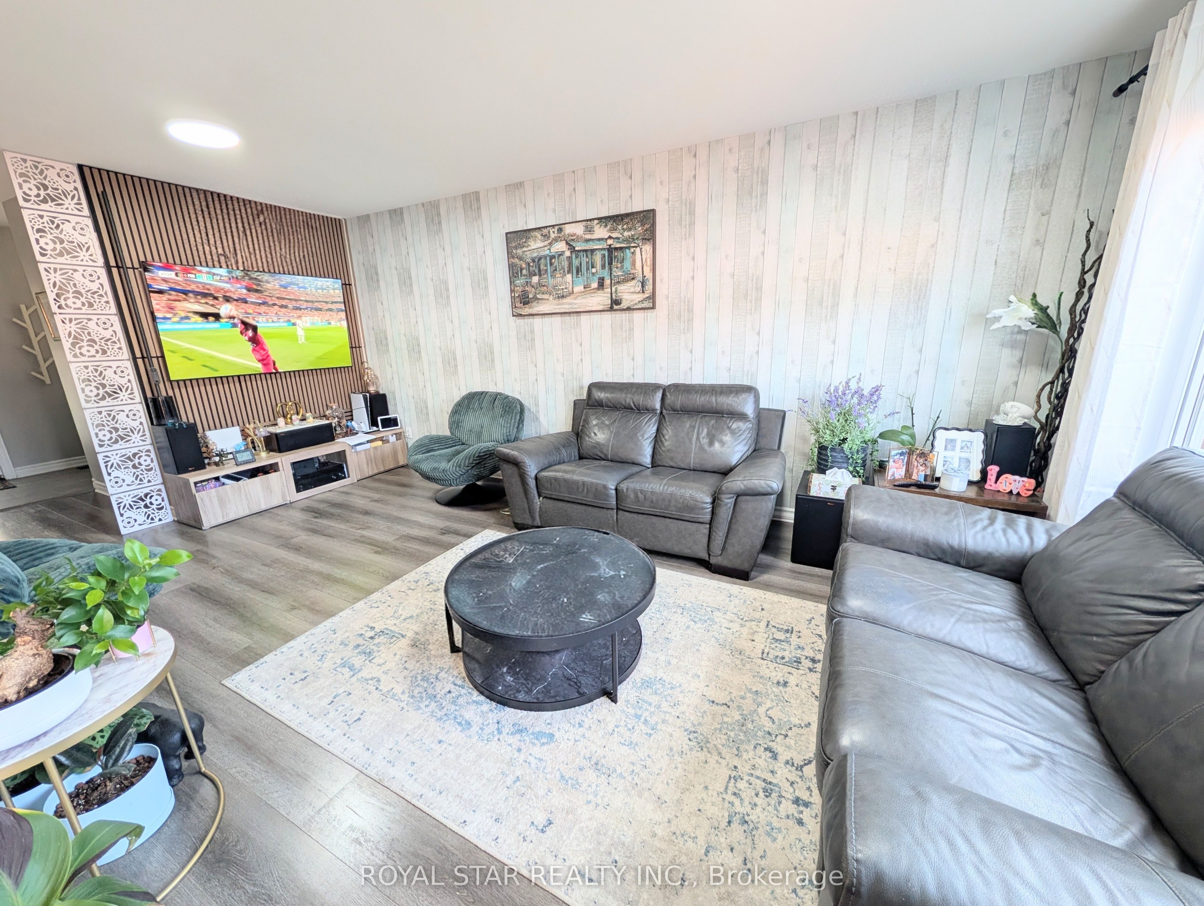 544 Roundleaf Way, Kanata, ON K2V 0K1 photo 4