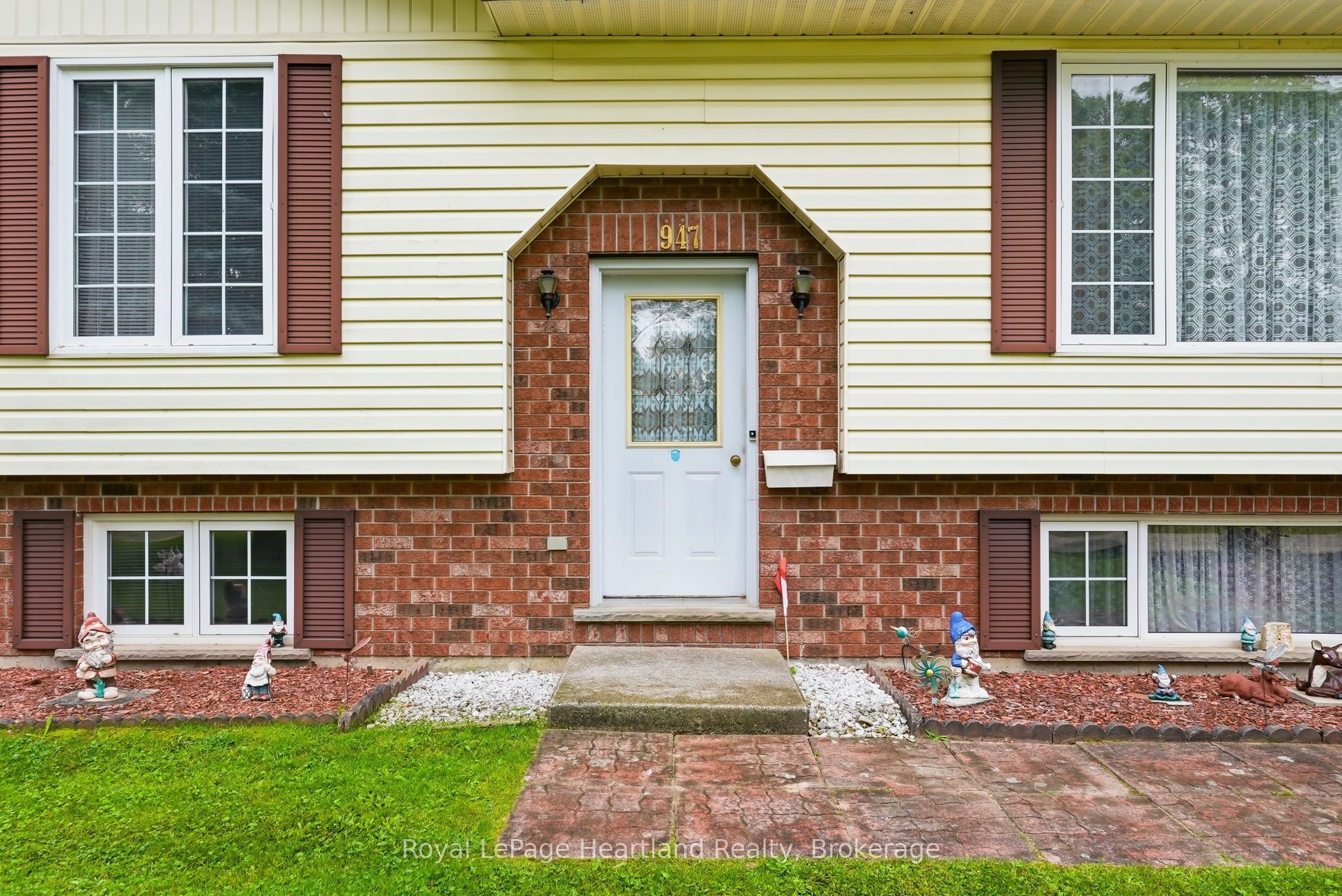 947 Caroline Street, West Grey, ON N0G 1C0 photo 4