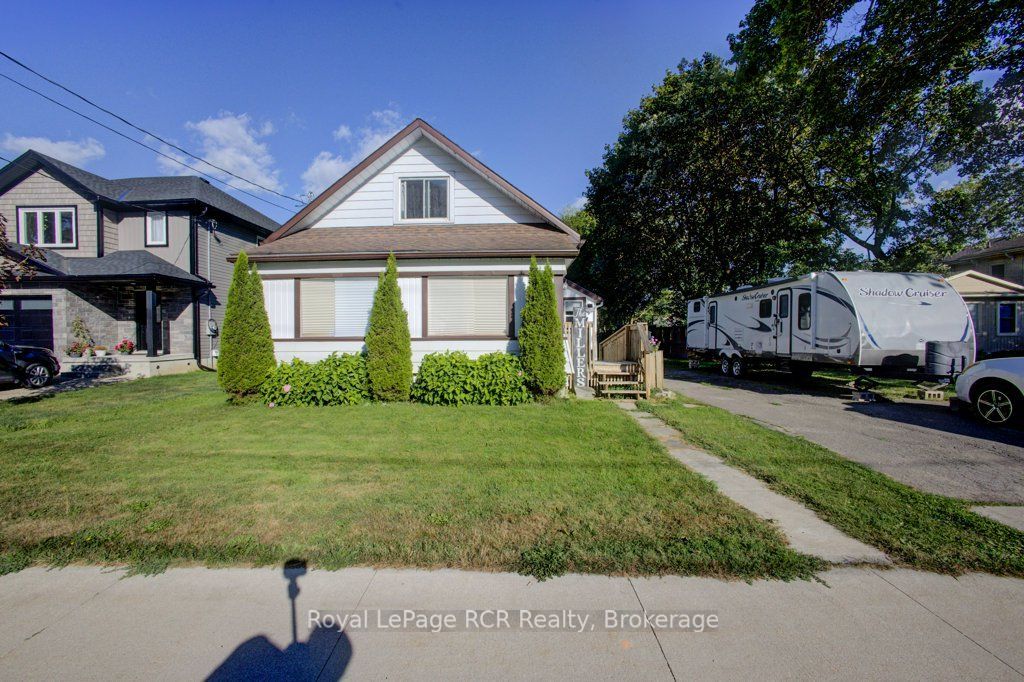 330 York Street, Minto, ON N0G 2P0 photo 3
