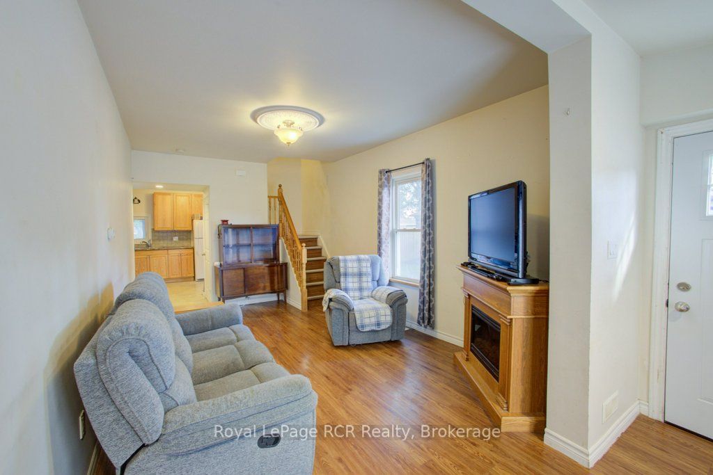 330 York Street, Minto, ON N0G 2P0 photo 5