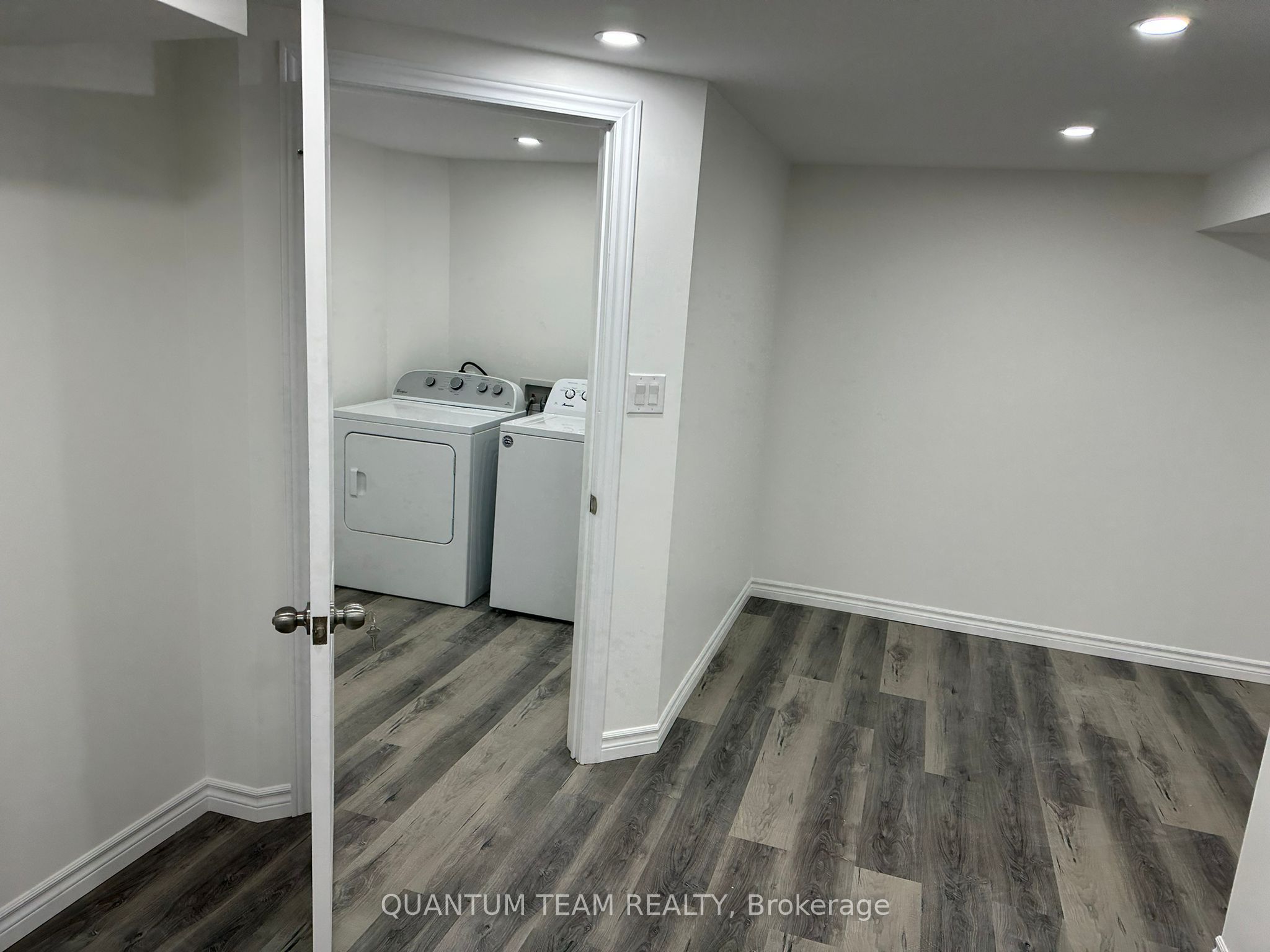 3 Acadia Drive, Welland, ON L3C 6L4 photo 3