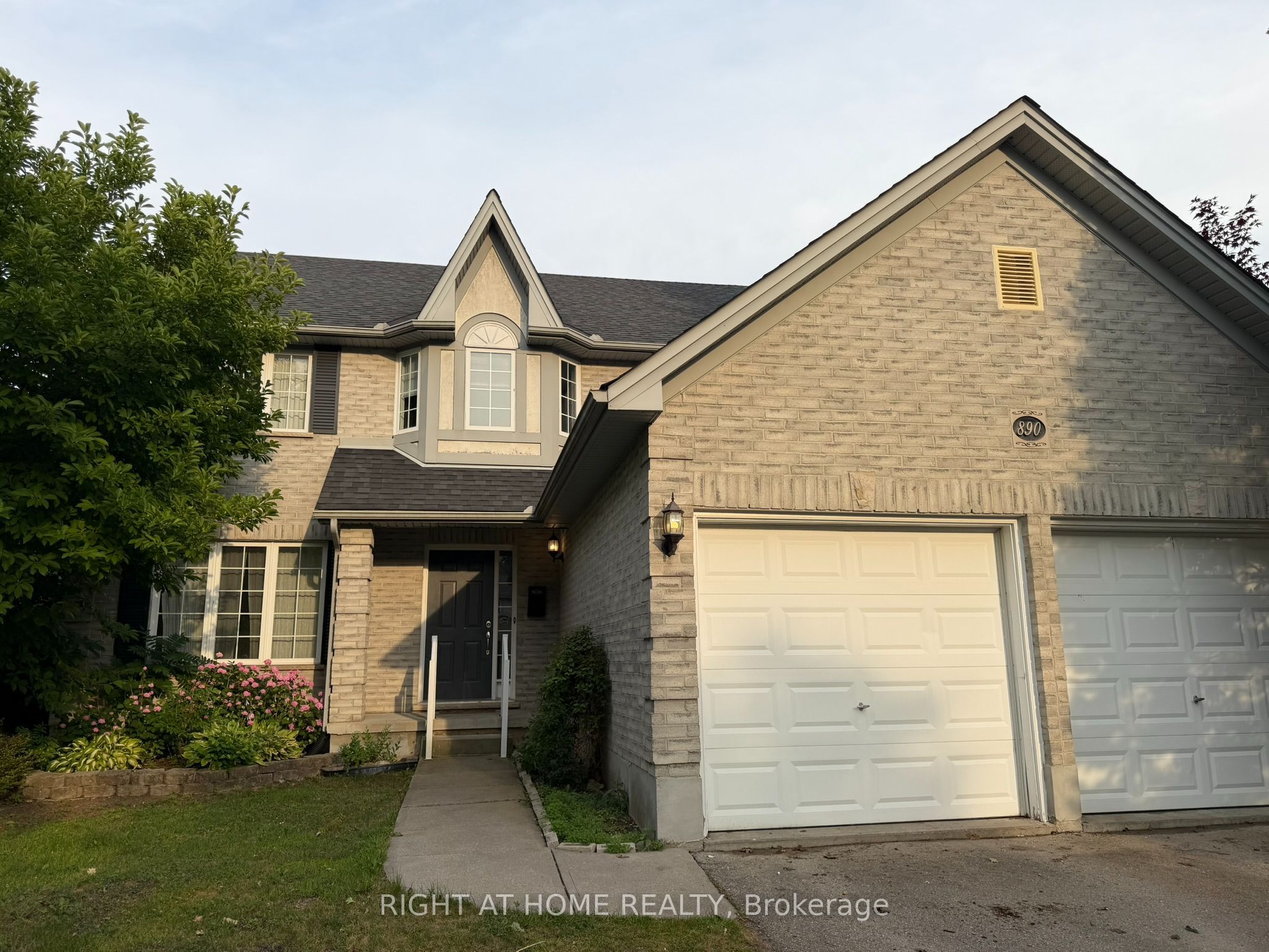 890 GUILDWOOD Boulevard, London North, ON N6H 5S9 photo 2