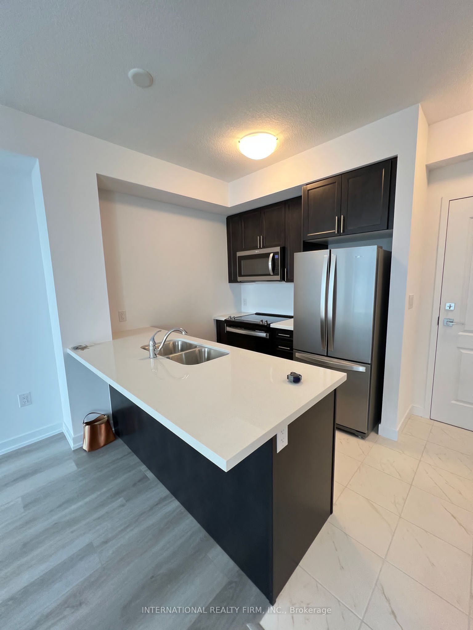 460 Dundas Street E 332, Hamilton, ON L8B 2A5 photo 4