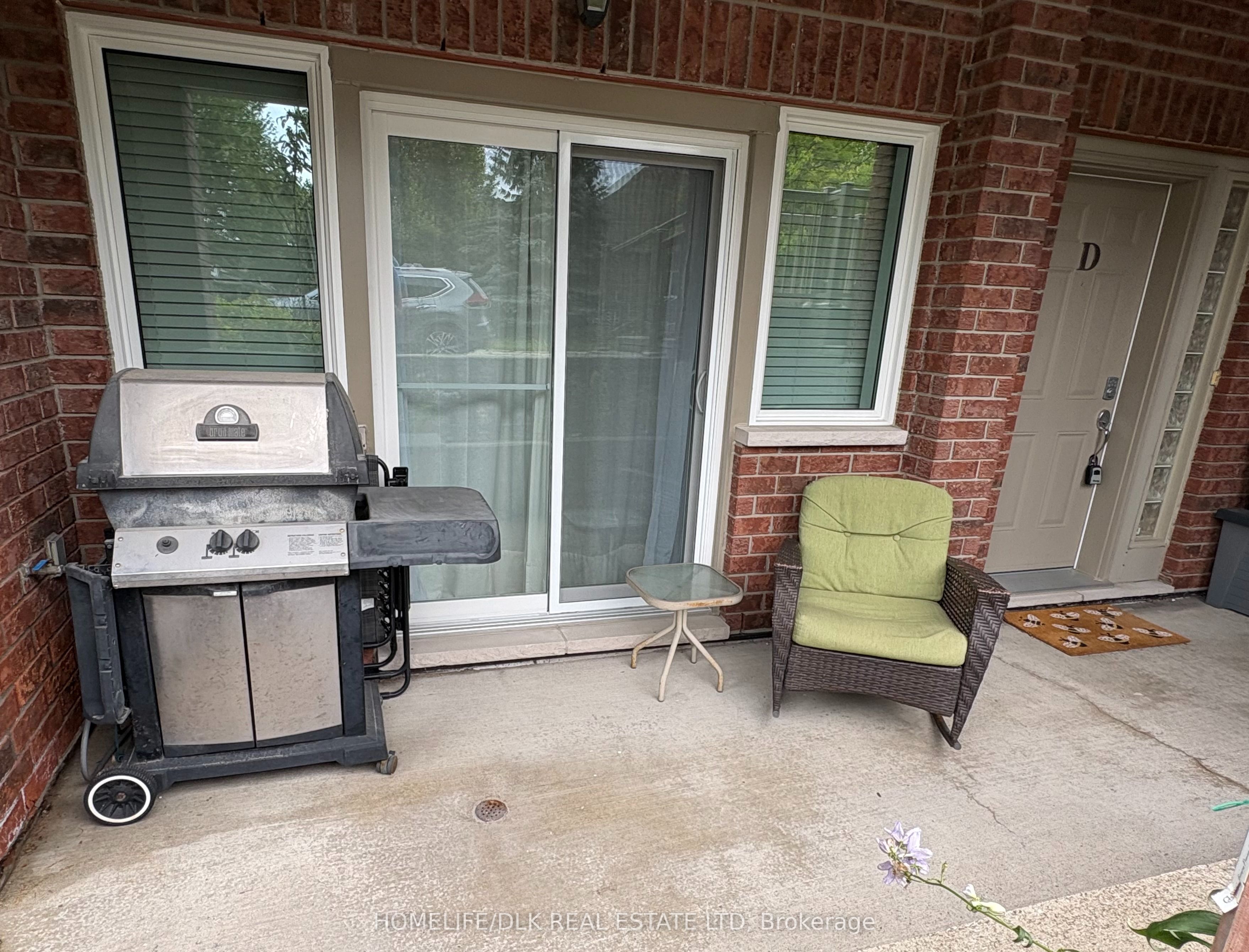 137 D Oldfield Street, Barrhaven, ON K2G 7C7 photo 2