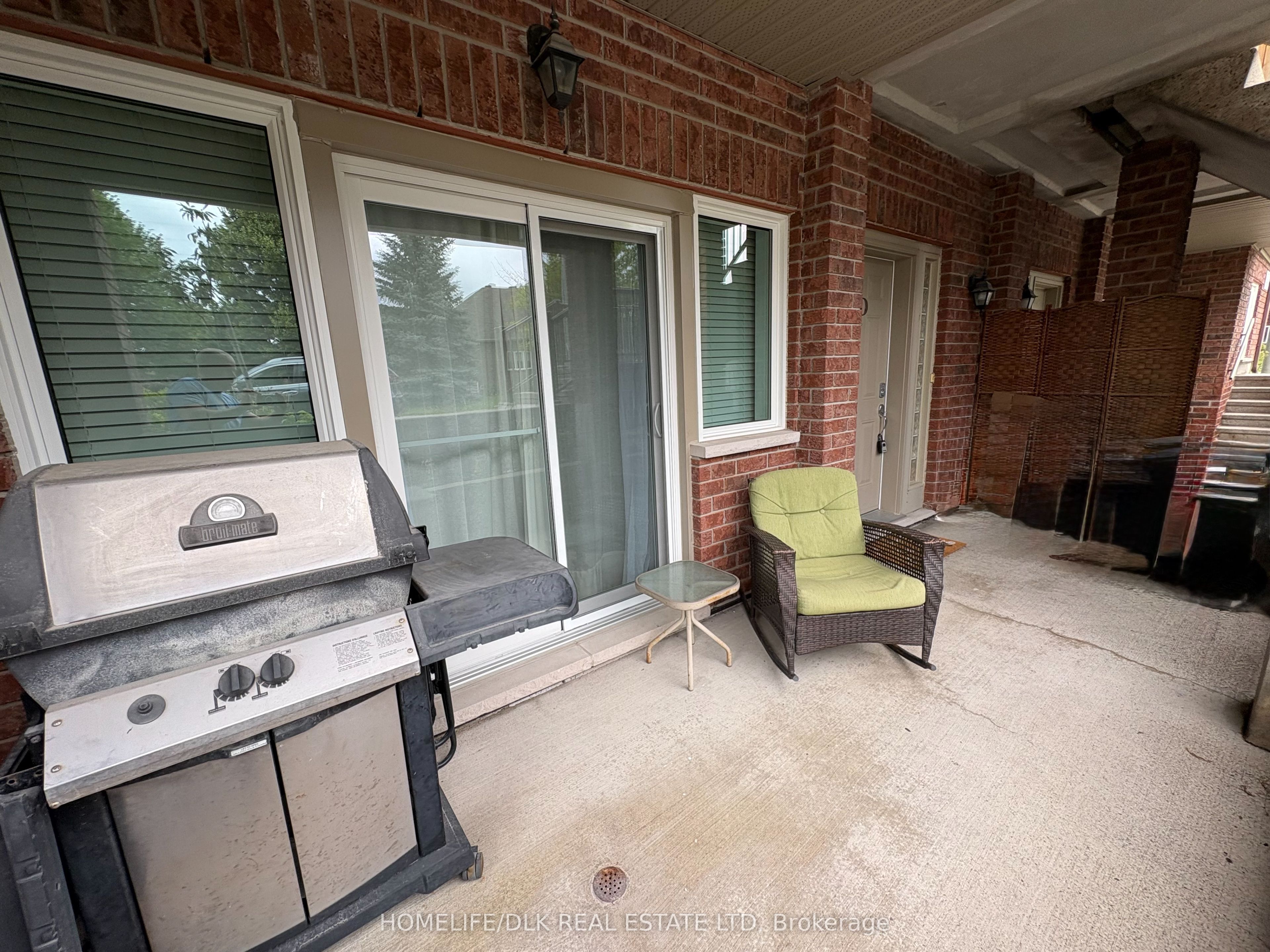 137 D Oldfield Street, Barrhaven, ON K2G 7C7 photo 3