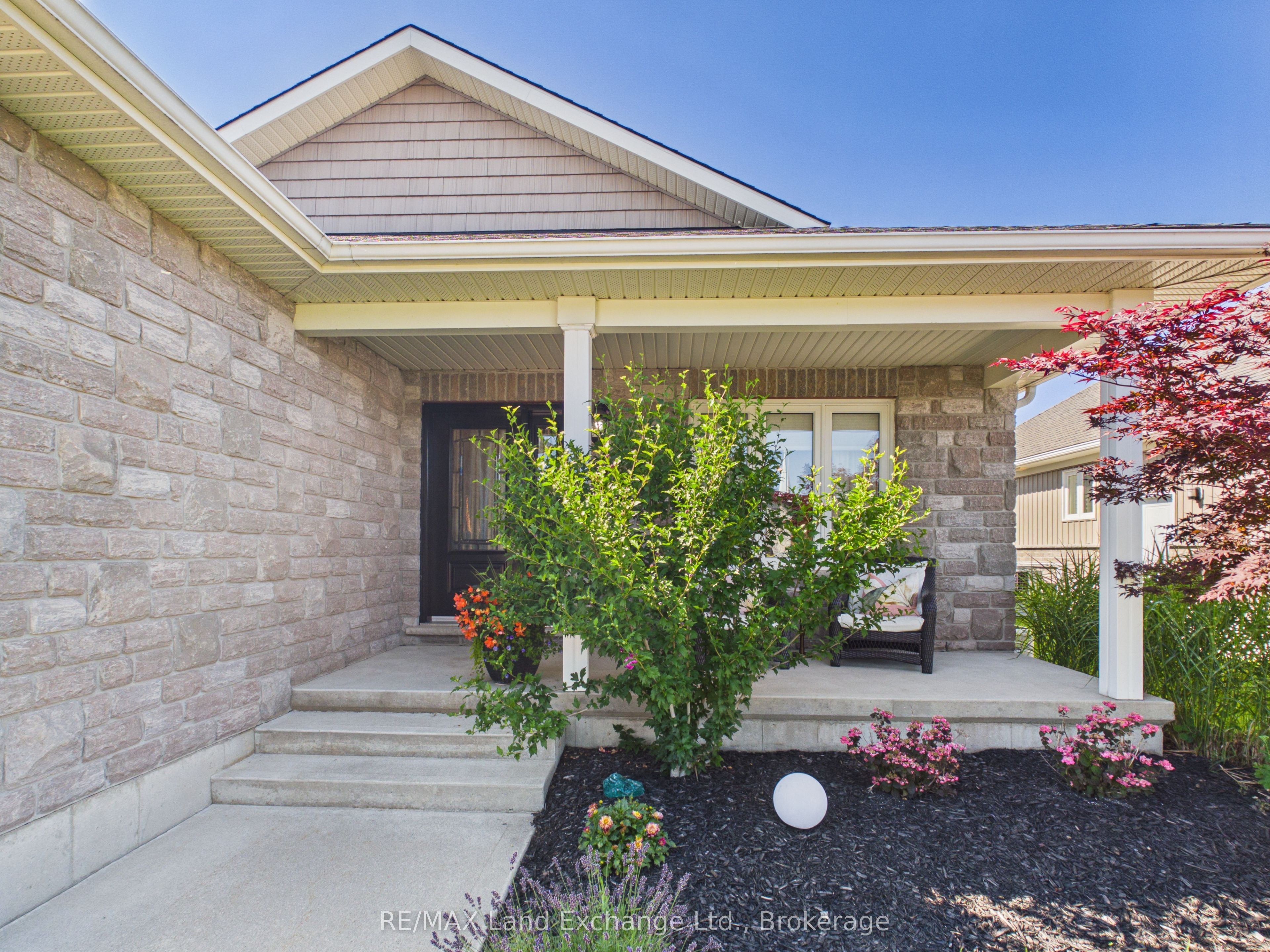 50 Lakefield Drive, Kincardine, ON N2Z 2N7 photo 4