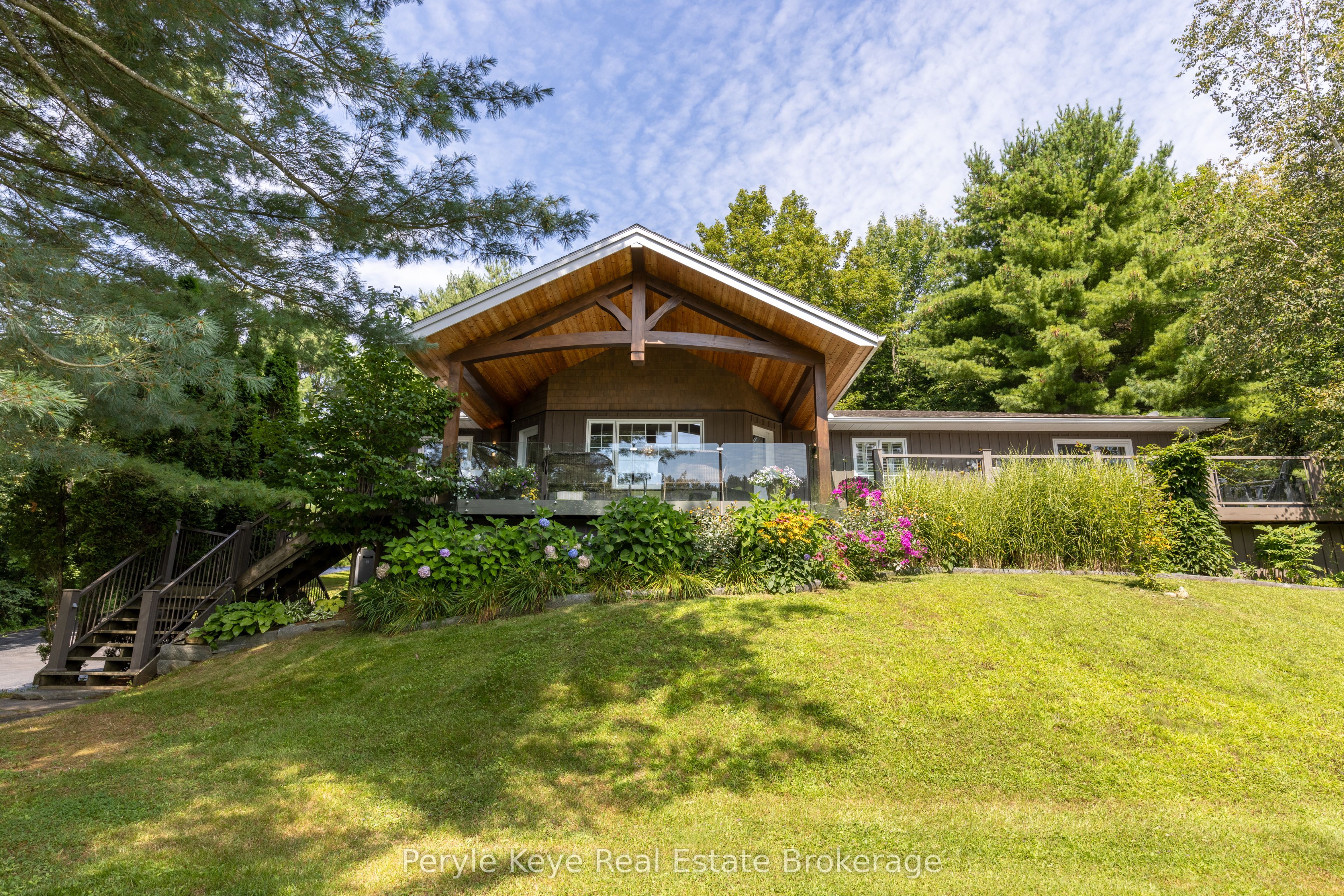 179 Santa's Village Road, Bracebridge, ON P1L 0N3