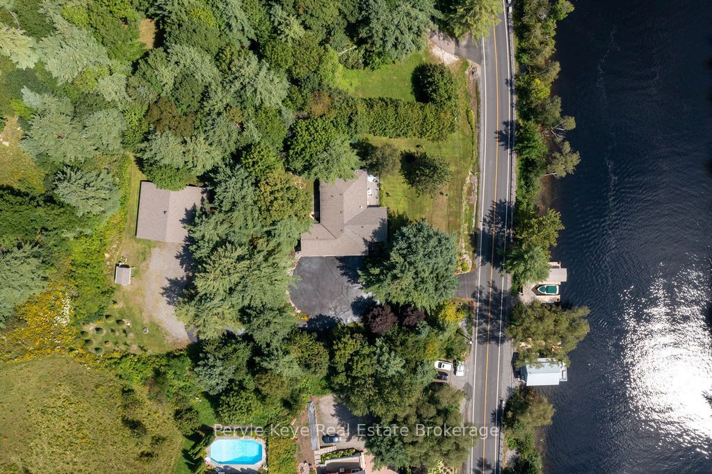 179 Santa's Village Road, Bracebridge, ON P1L 0N3 photo 5