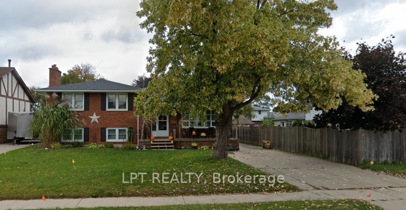 1210 Wiltshire Drive, Sarnia, ON N7S 3T6