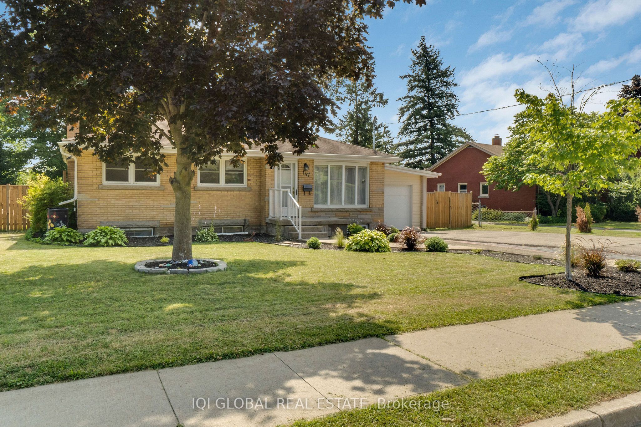 147 Tait Street, Cambridge, ON N1S 3E7 photo 3