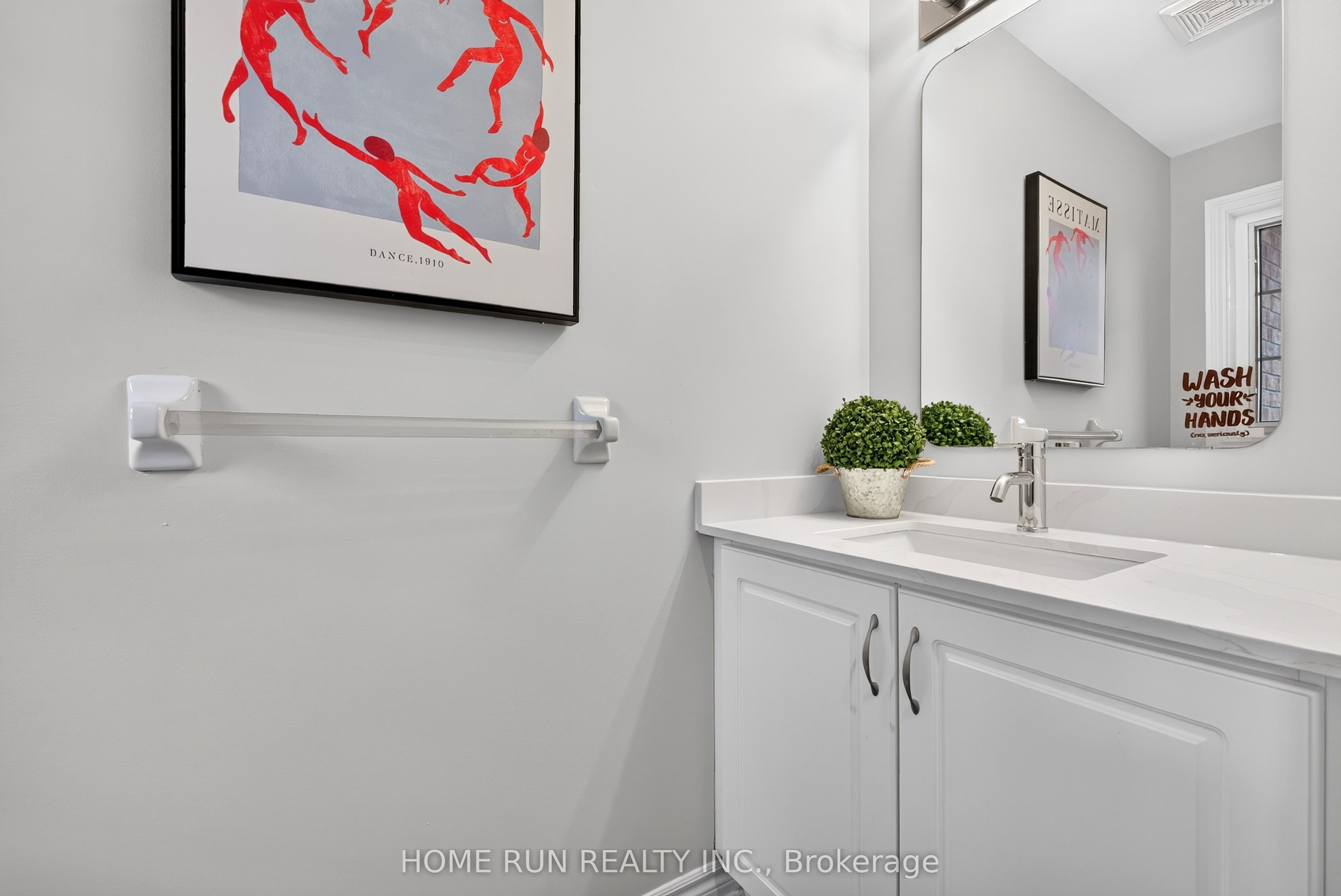 164 Gray Crescent, Kanata, ON K2K 3L9 photo 5