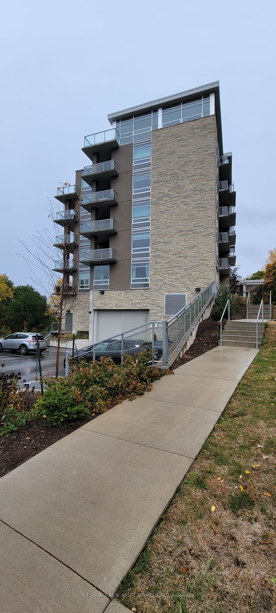 455 Charlton Avenue E 602, Hamilton, ON L8N 0B2 photo 2