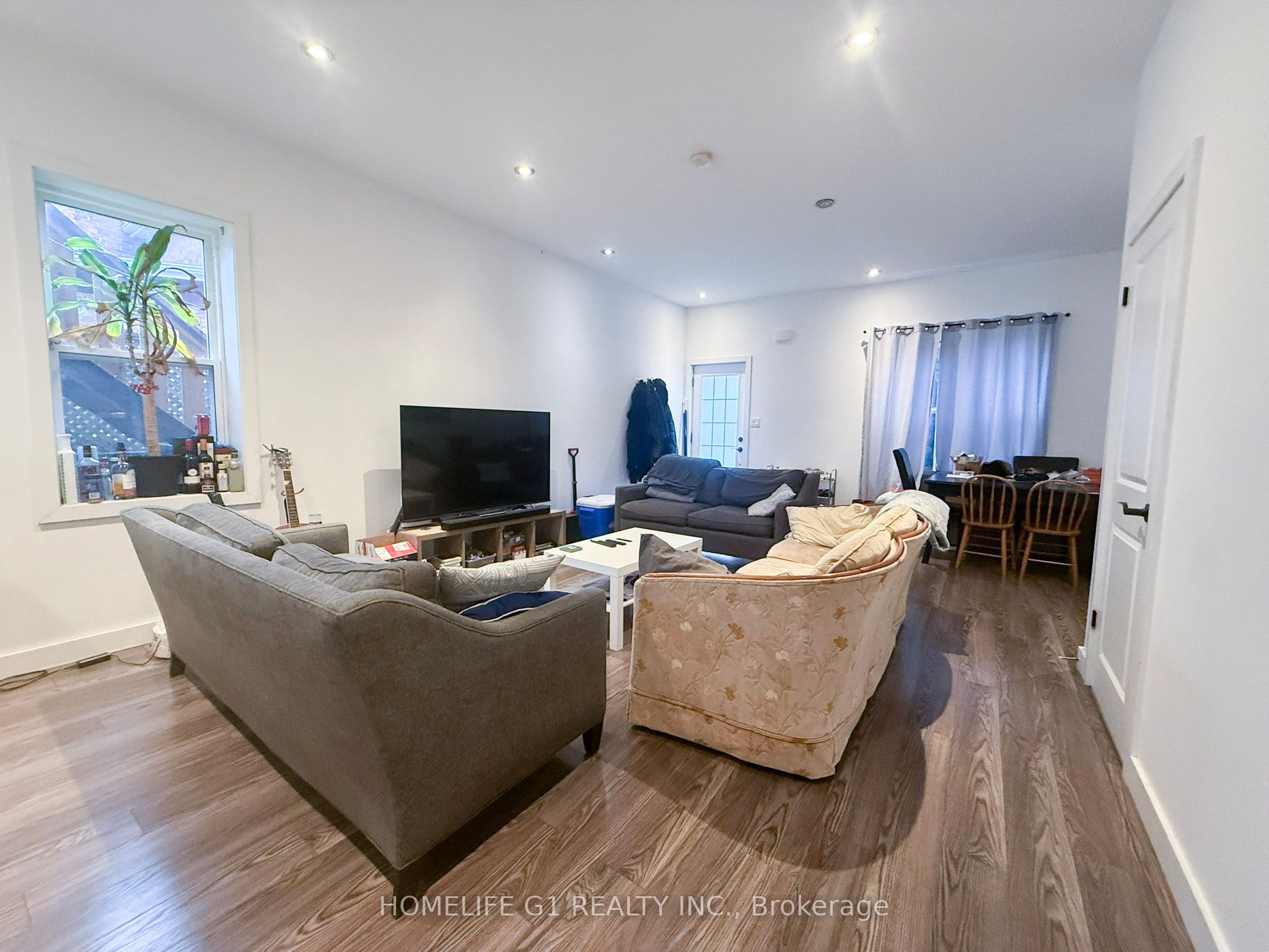 286 Hunter Street W, Hamilton, ON L8P 1S3 photo 5
