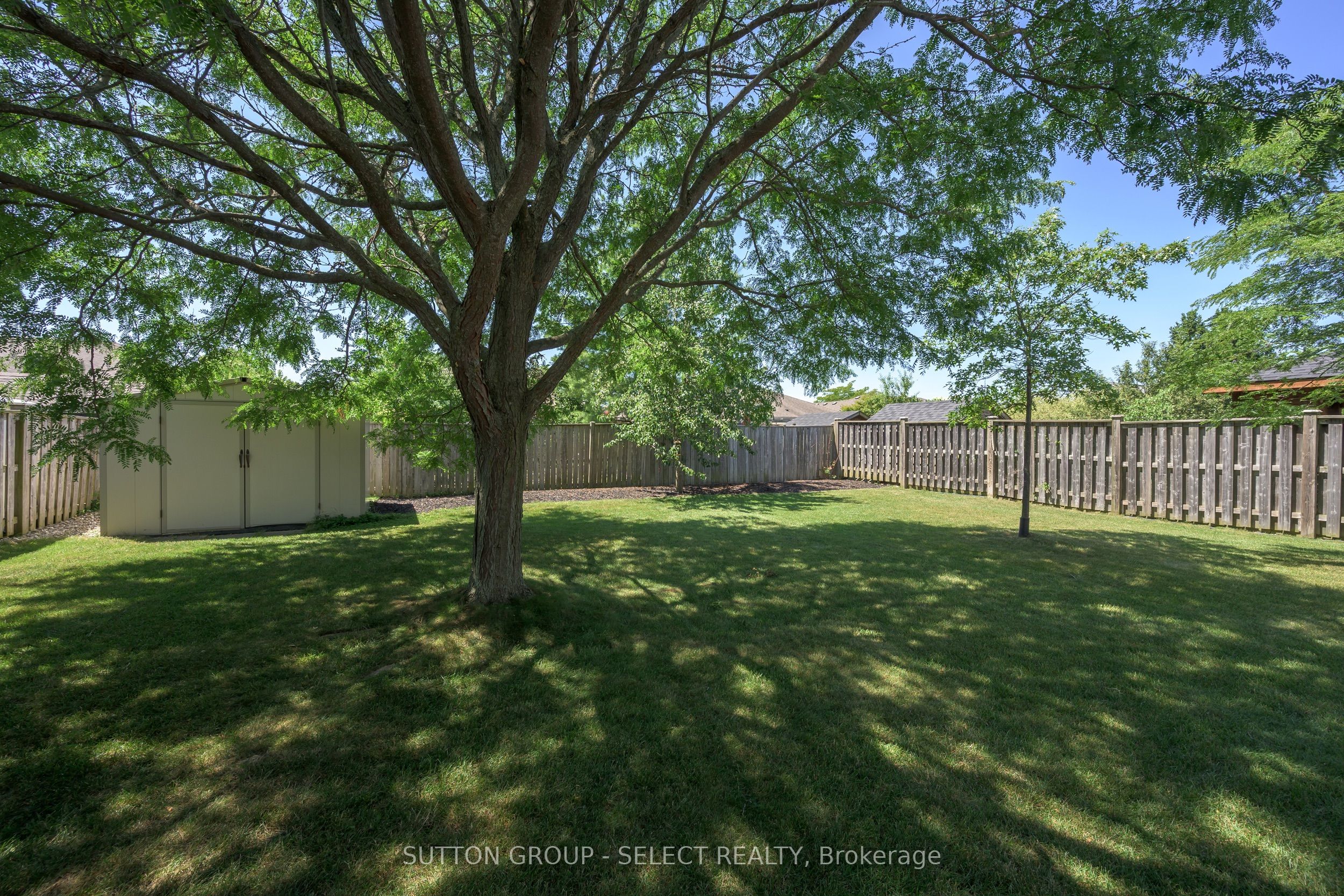 2021 Lumb Court, London North, ON N6G 5J4 photo 3