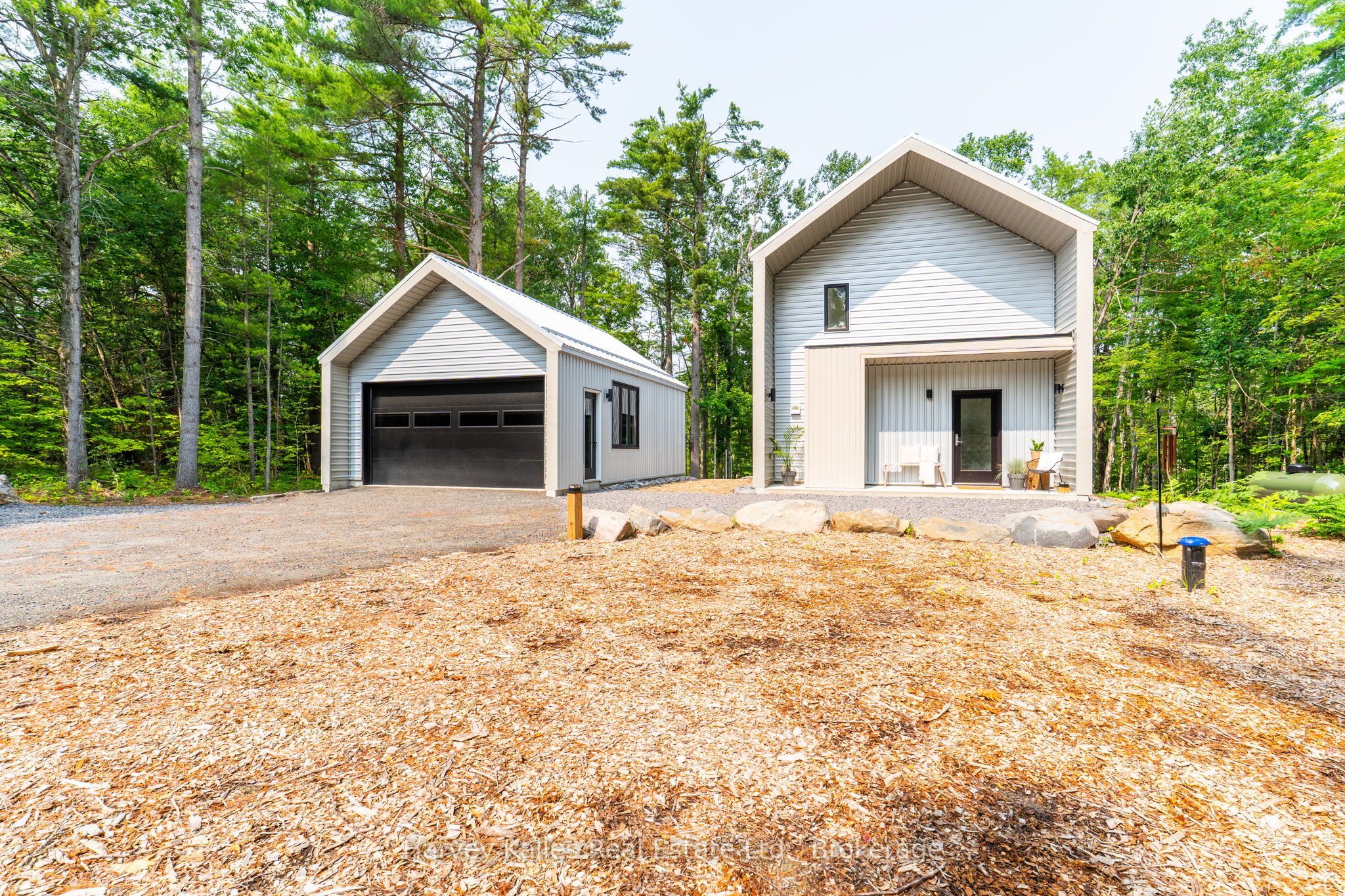 2074 Muskoka 169 Road, Gravenhurst, ON P1P 1R1 photo 4