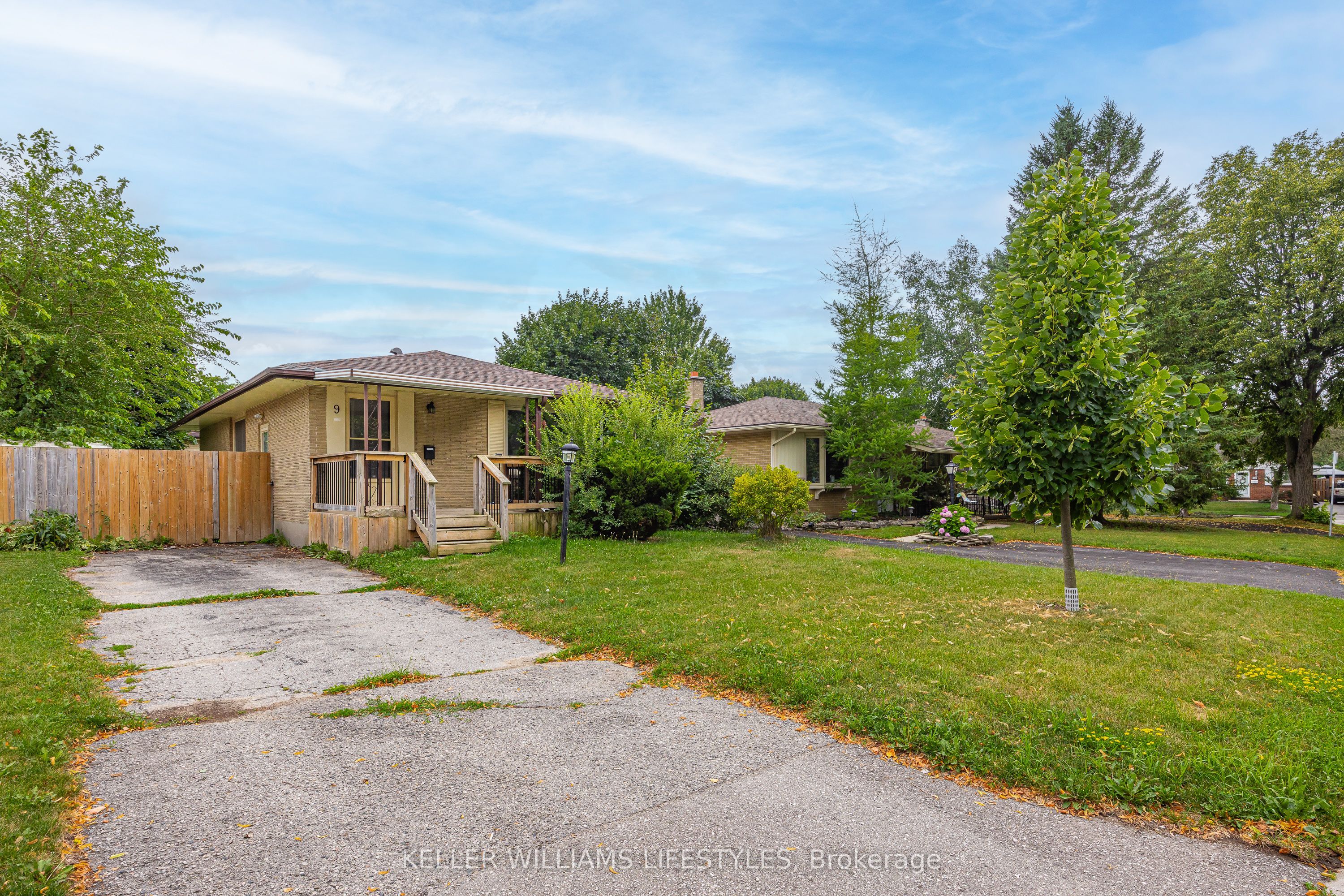 9 Buchan Road, London East, ON N5V 1K9 photo 3