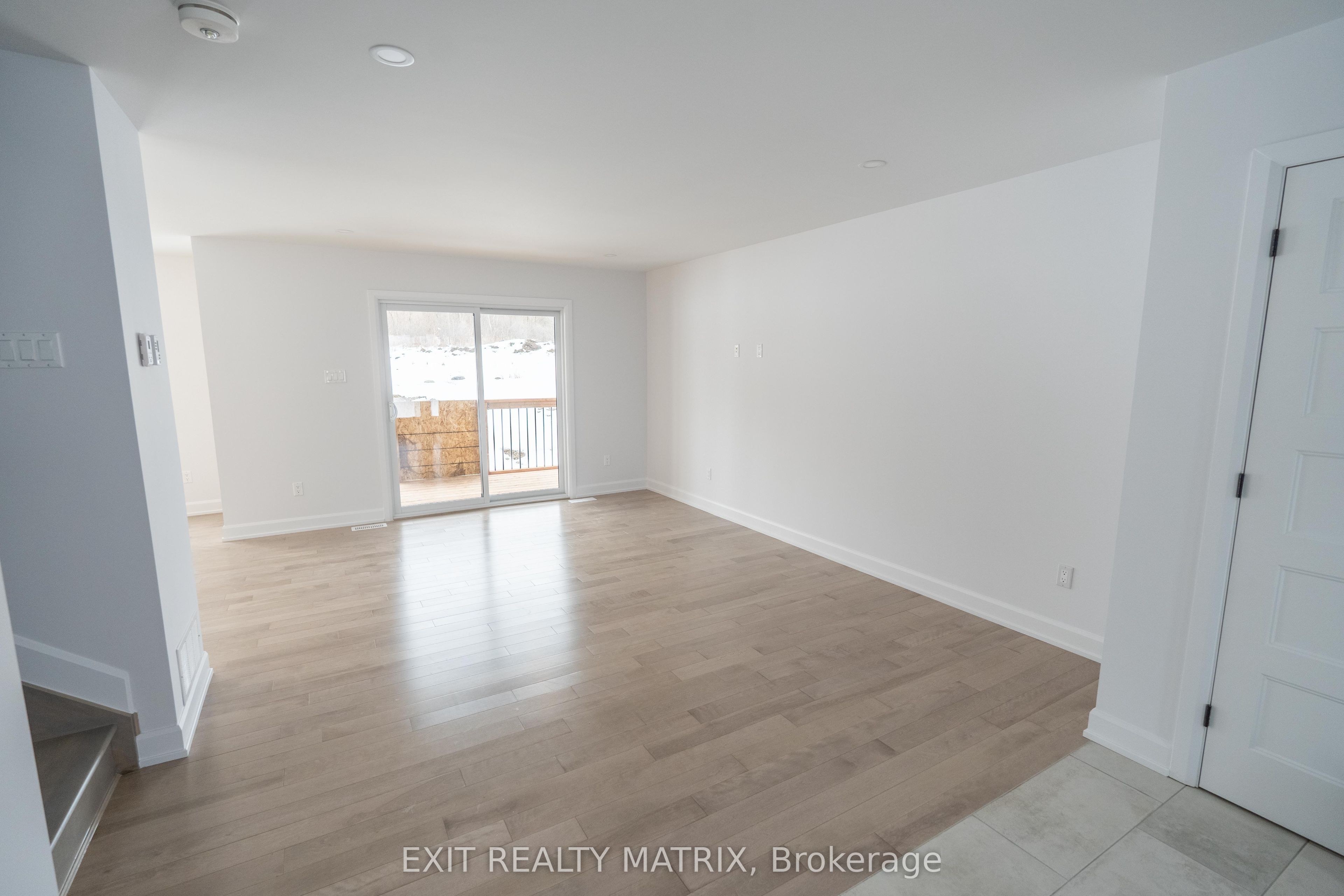18 Glenco Road, South Stormont, ON K0C 2A0 photo 3