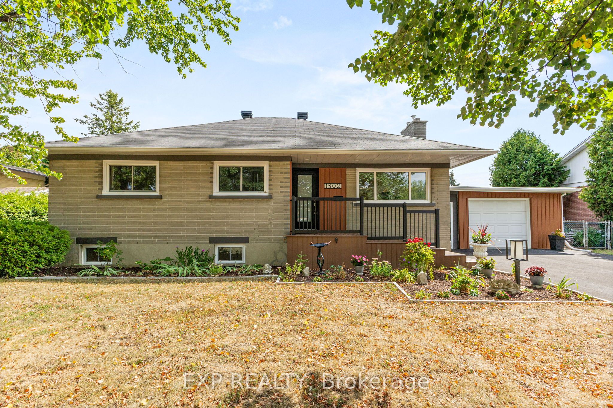 1502 Farnsworth Avenue, Alta Vista and Area, ON K1H 7C3 photo 2