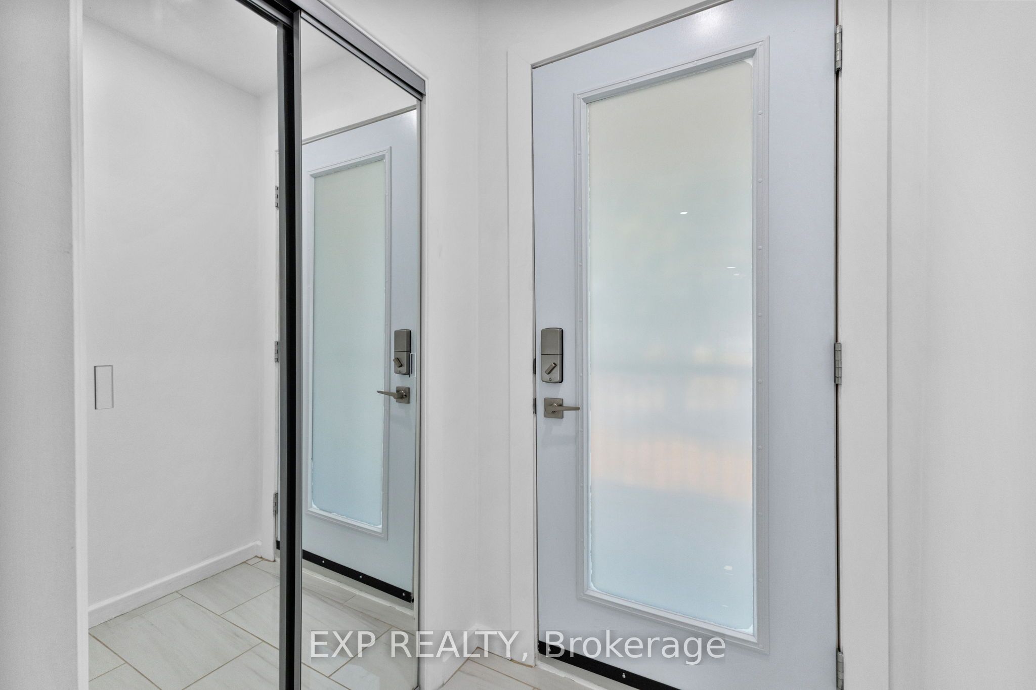 1502 Farnsworth Avenue, Alta Vista and Area, ON K1H 7C3 photo 3