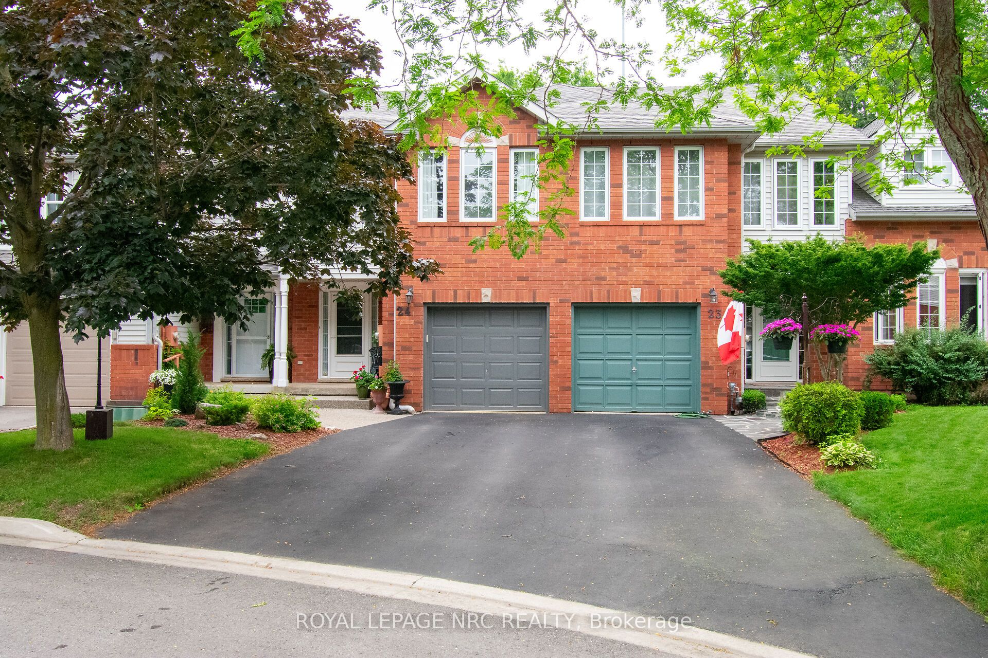 24 Walker Court, Grimsby, ON L3M 5J5 photo 2