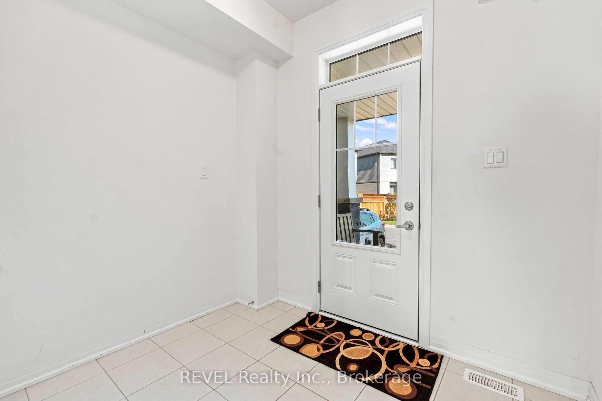 15 15 Peach Street 15, Thorold, ON L2V 0P5 photo 4