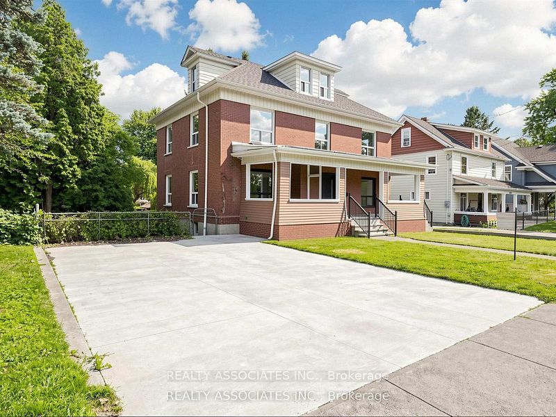 6058 Culp Street, Niagara Falls, ON L2G 2B7 photo 2