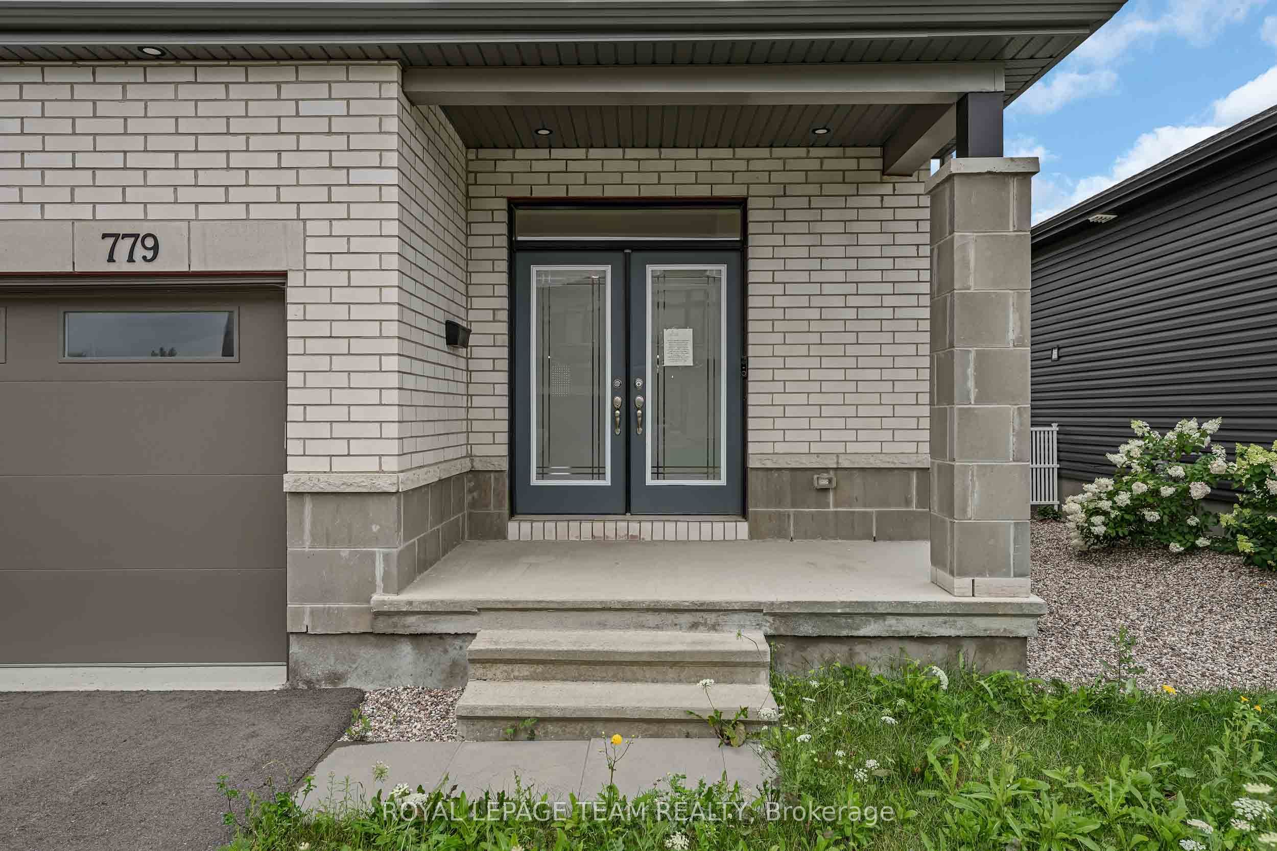 779 Ovation Grove, Leitrim, ON K1T 0X6 photo 4