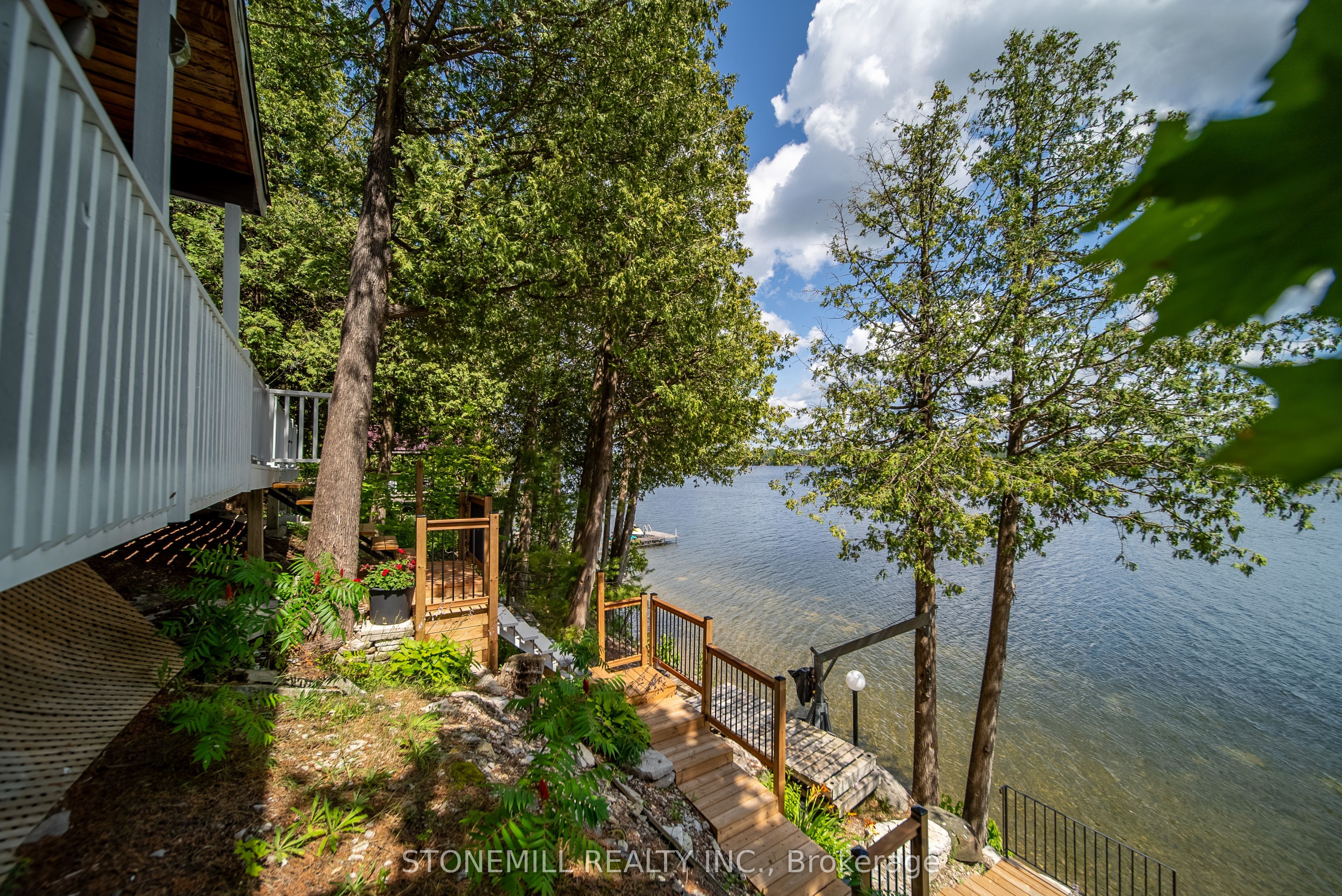 56 Griffin Drive, Kawartha Lakes, ON K0M 1K0 photo 2