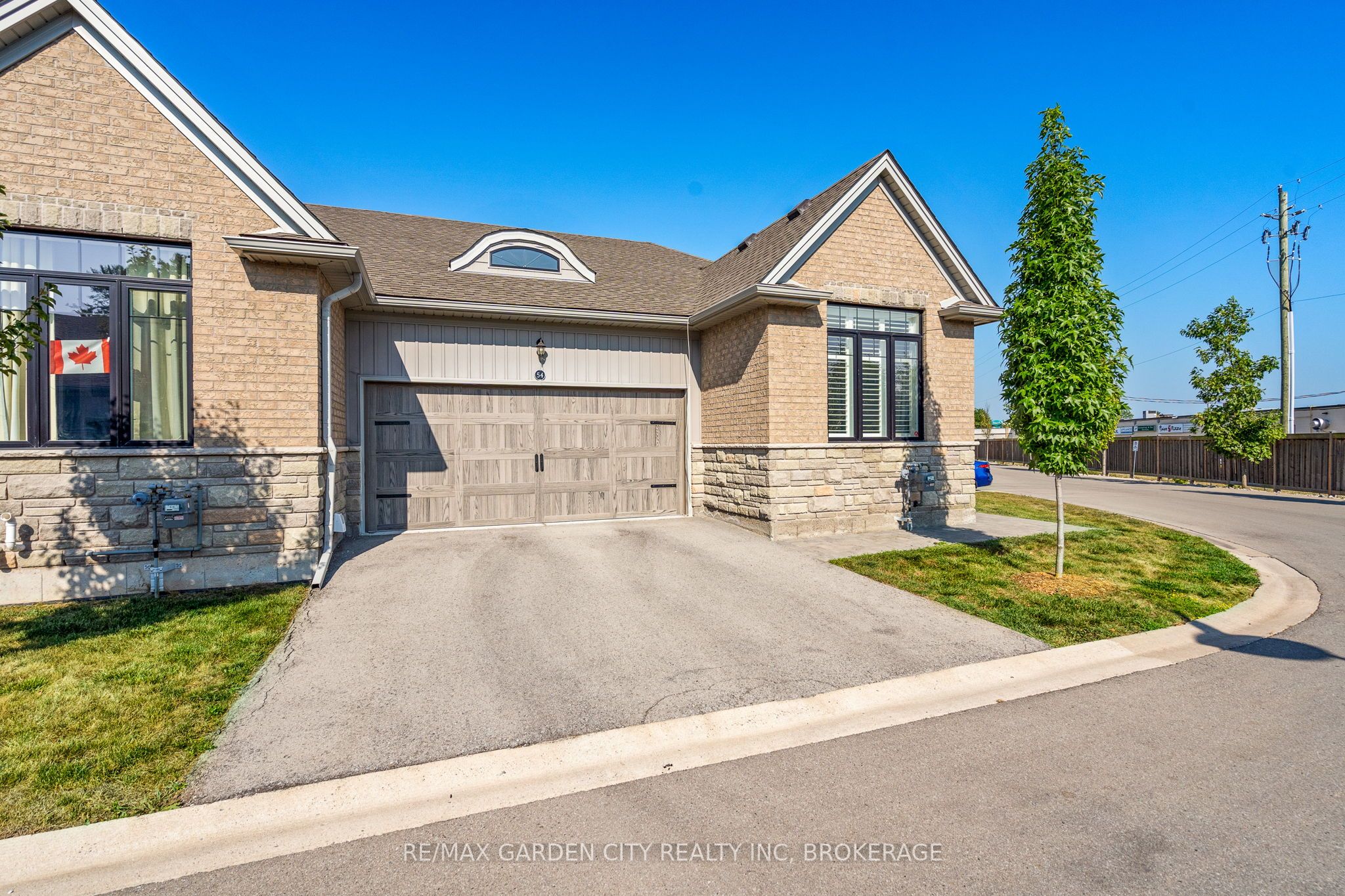 54 BORDEN Trail, Welland, ON L3B 5X1 photo 2
