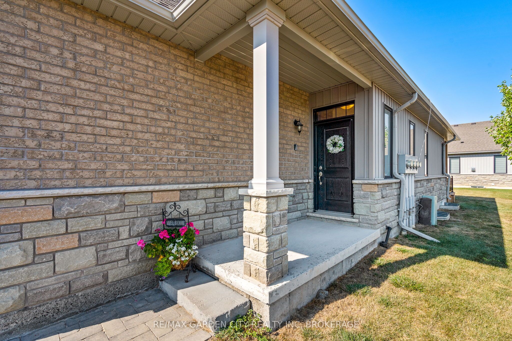 54 BORDEN Trail, Welland, ON L3B 5X1 photo 3
