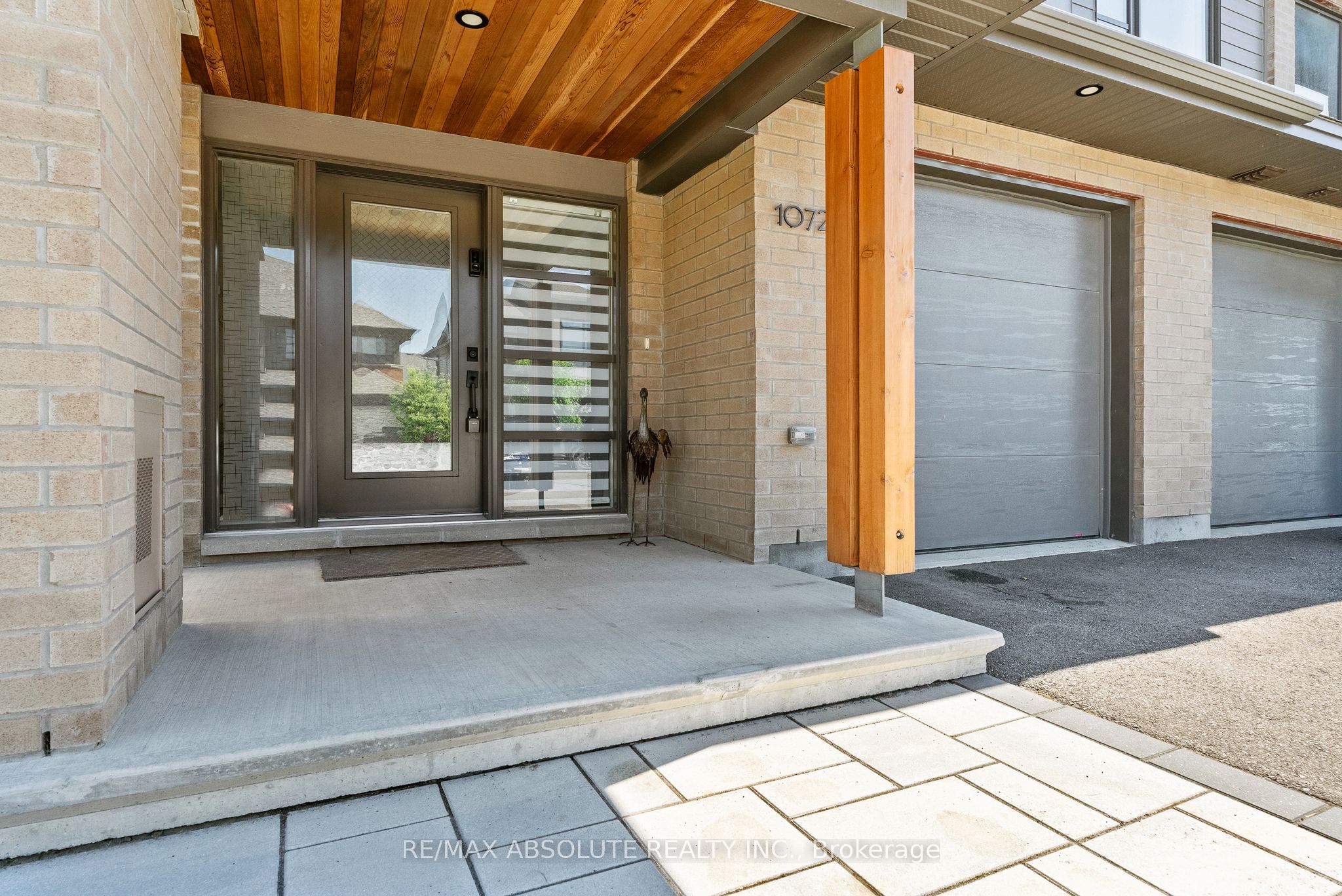 1072 Lunar Glow Crescent, Blossom Park - Airport and Area, ON K4M 0J9 photo 2