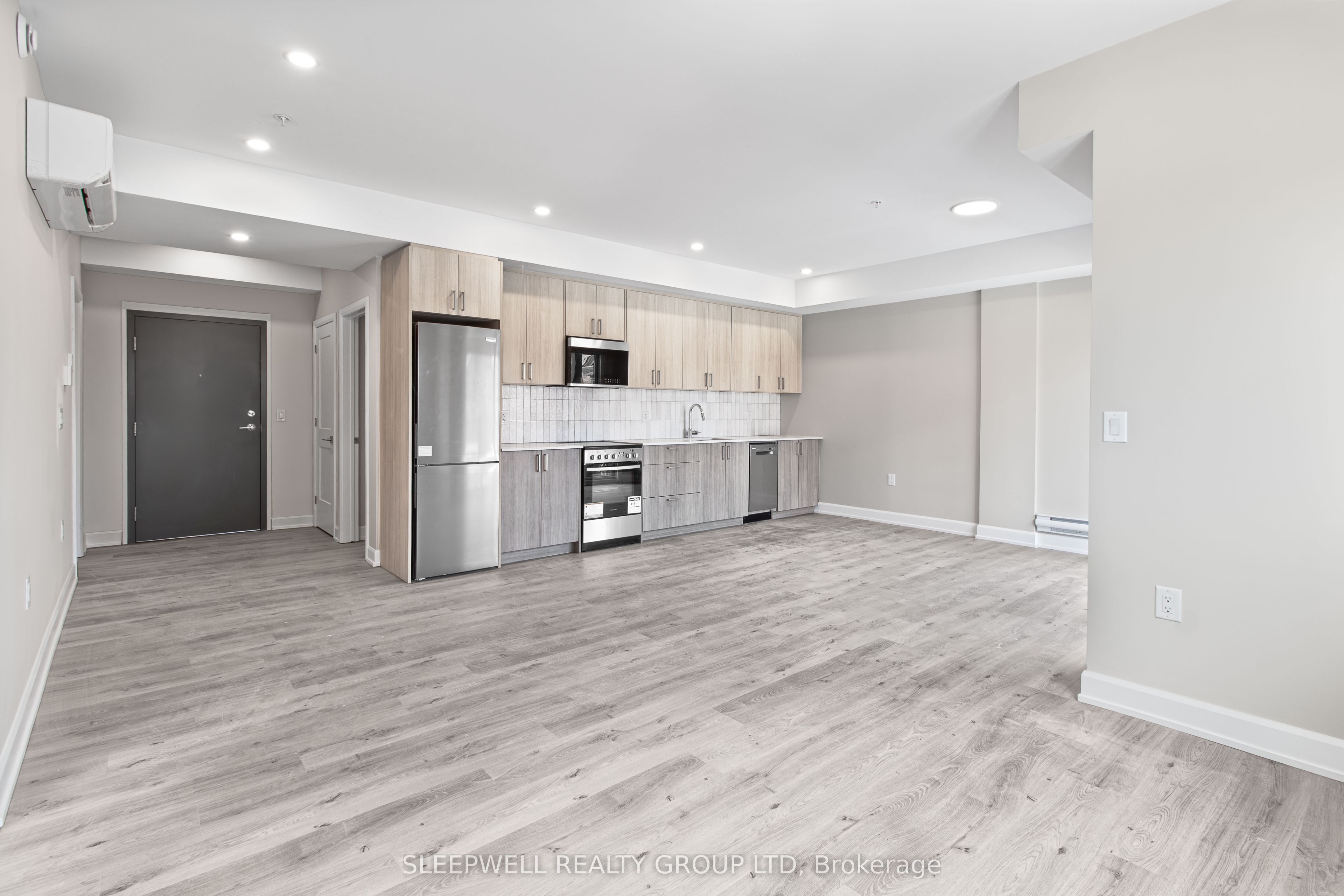 370 Cambridge Street N 303, West Centre Town, ON K1R 7B7 photo 3