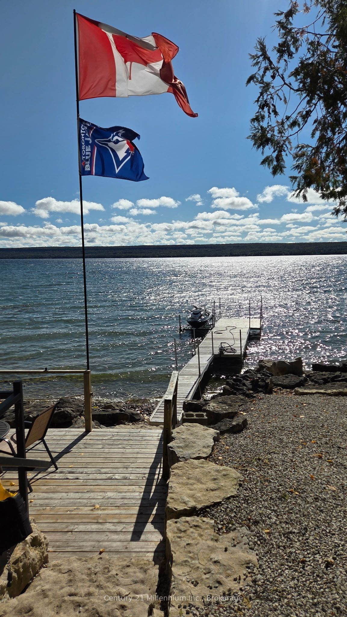 199 Mallory Beach Road, South Bruce Peninsula, ON N0H 2T0 photo 2