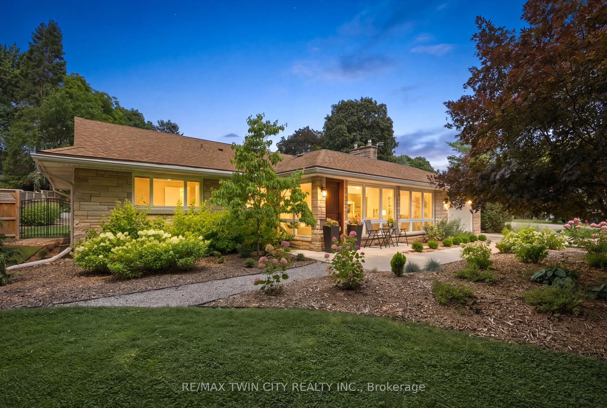 395 Blue Heron Ridge, Cambridge, ON N3H 3H2