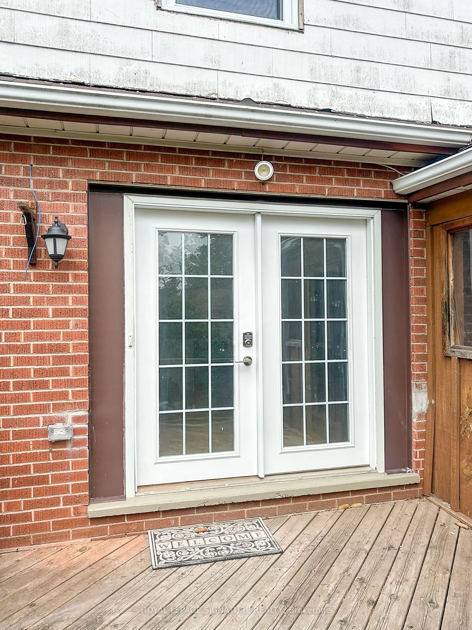 27 Millen Avenue A122, Hamilton, ON L9A 2T5