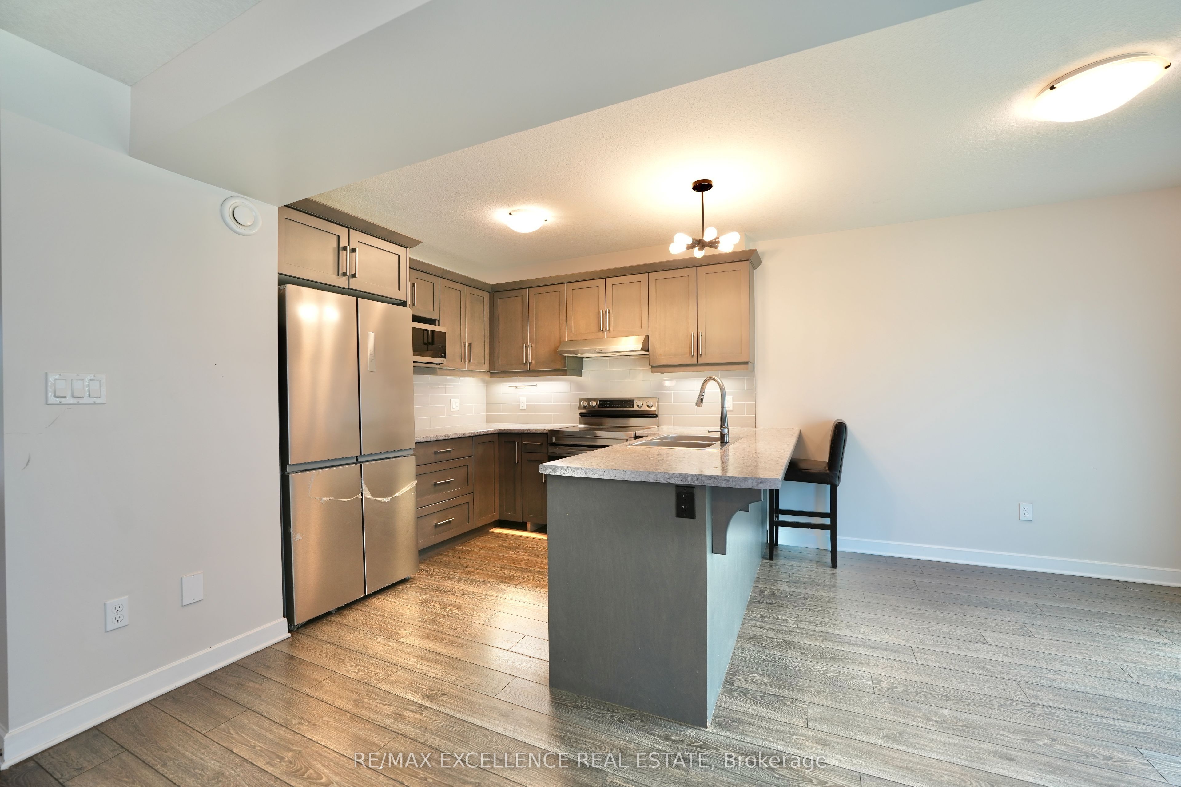 18 Weir Crescent, St. Thomas, ON N5R 0L7 photo 4