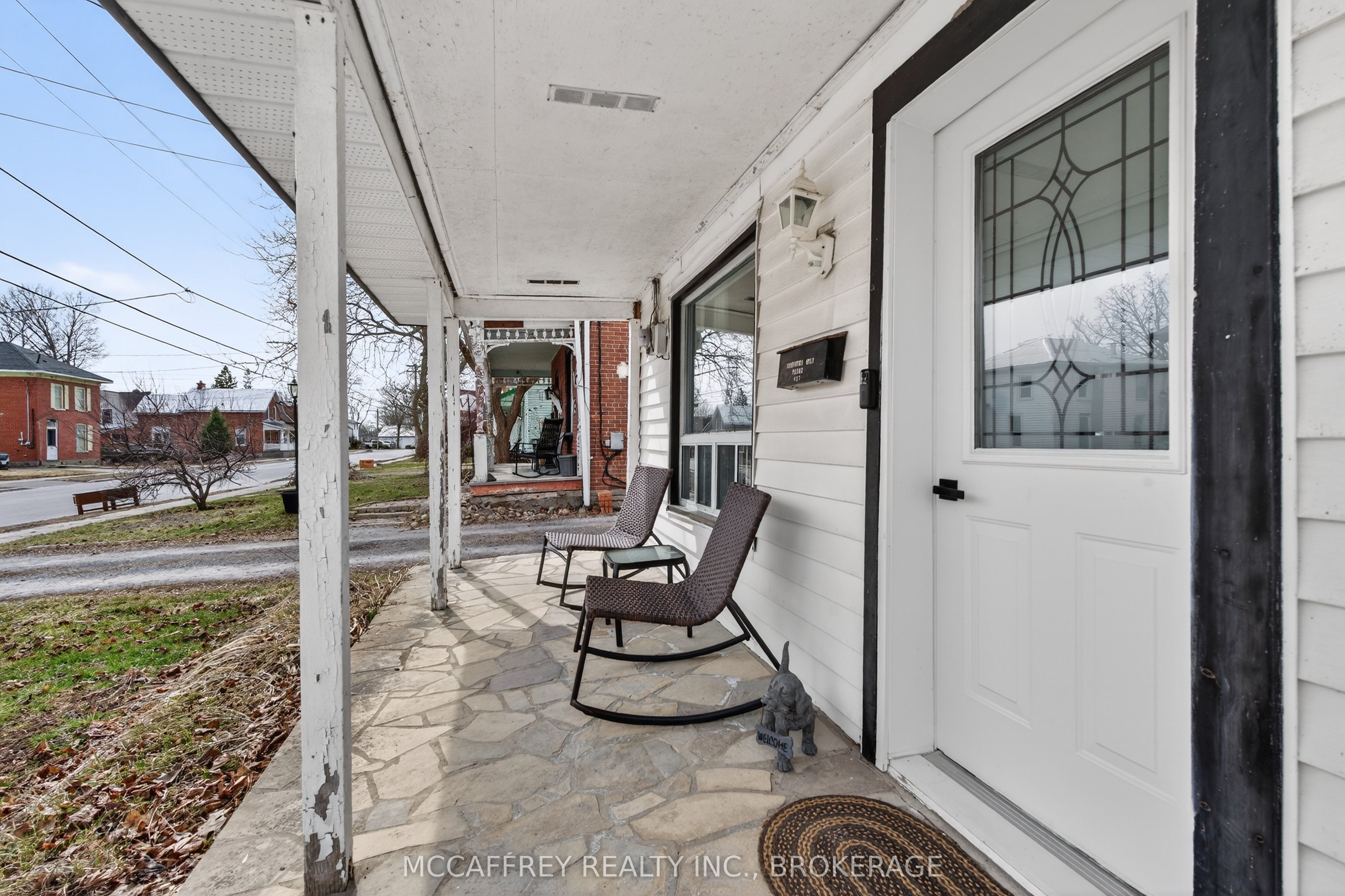 427 Thomas Street, Deseronto, ON K0K 1X0 photo 2